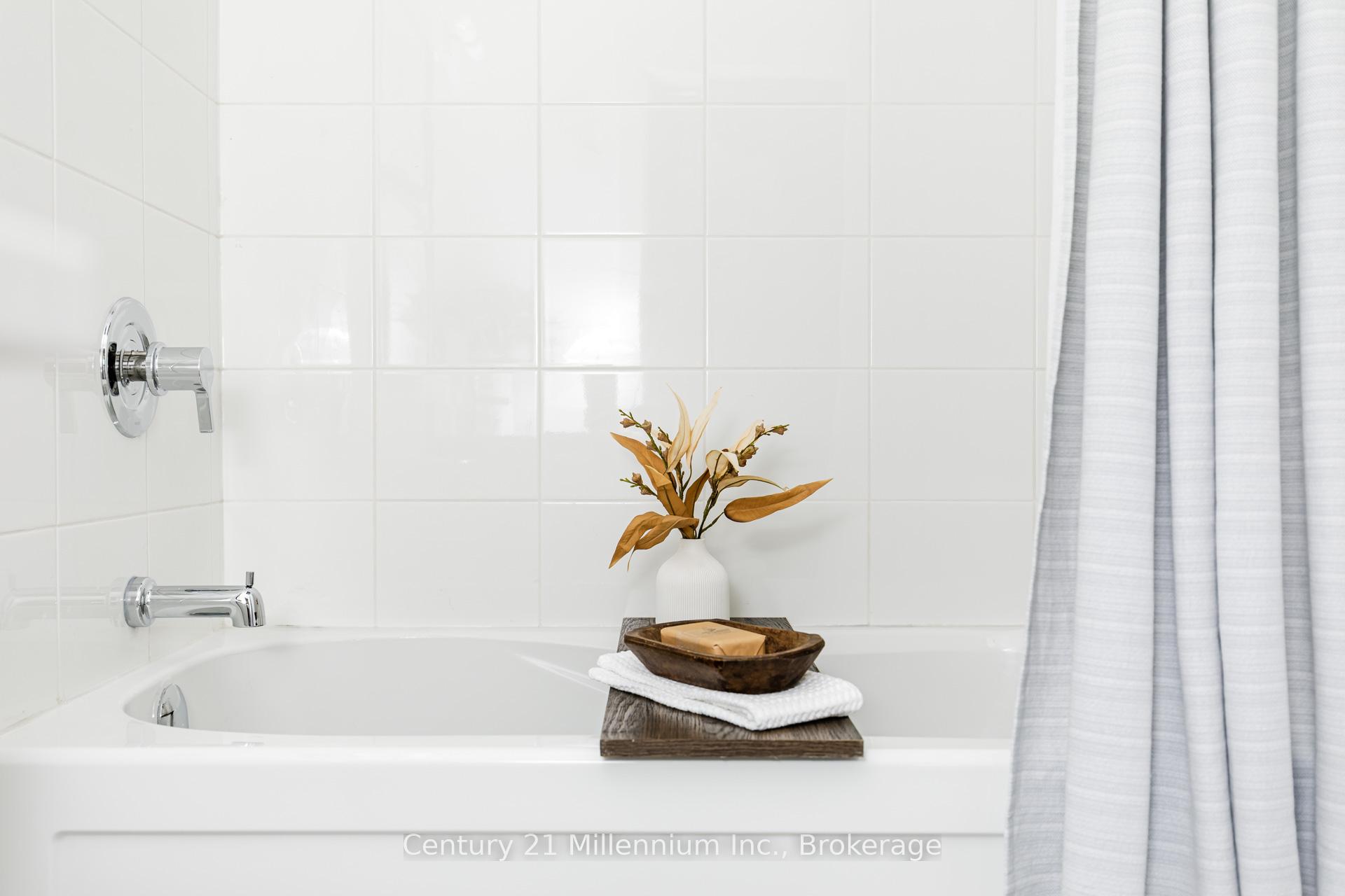 Photo 28 of Unit 324, 4 Kimberly Lane, Collingwood — HOMEH