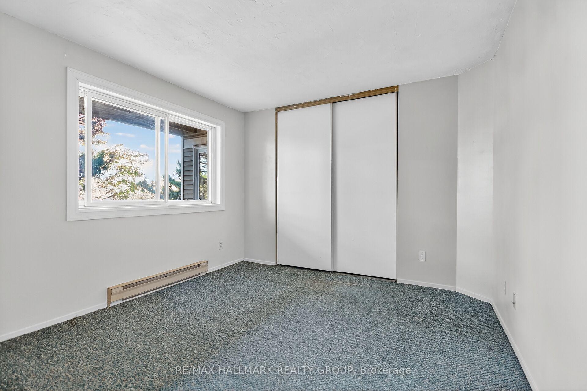 Photo 19 of Unit 306, 270 Brittany Drive, Ottawa, Viscount Alexander Park — HOMEH