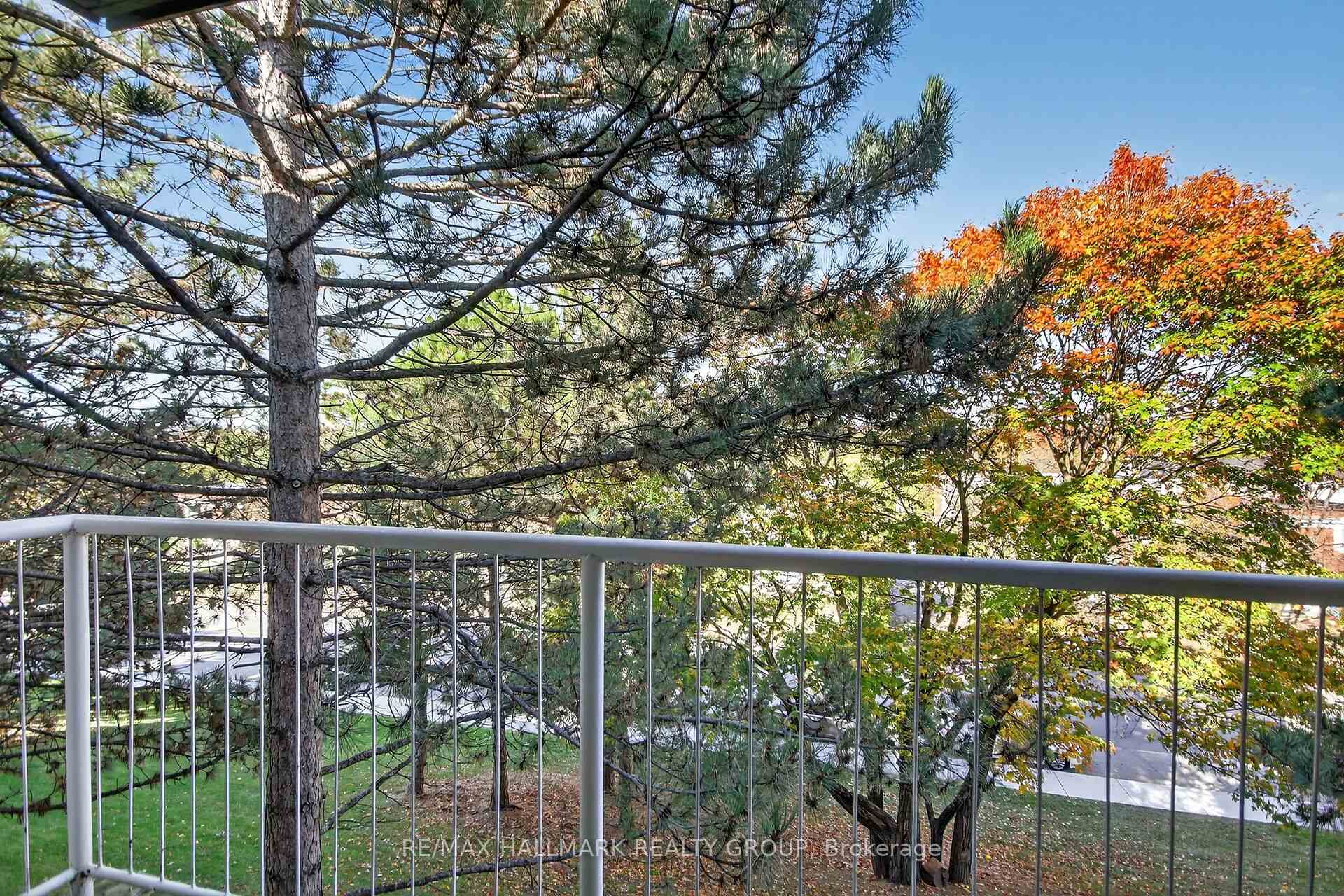 Photo 24 of Unit 306, 270 Brittany Drive, Ottawa, Viscount Alexander Park — HOMEH