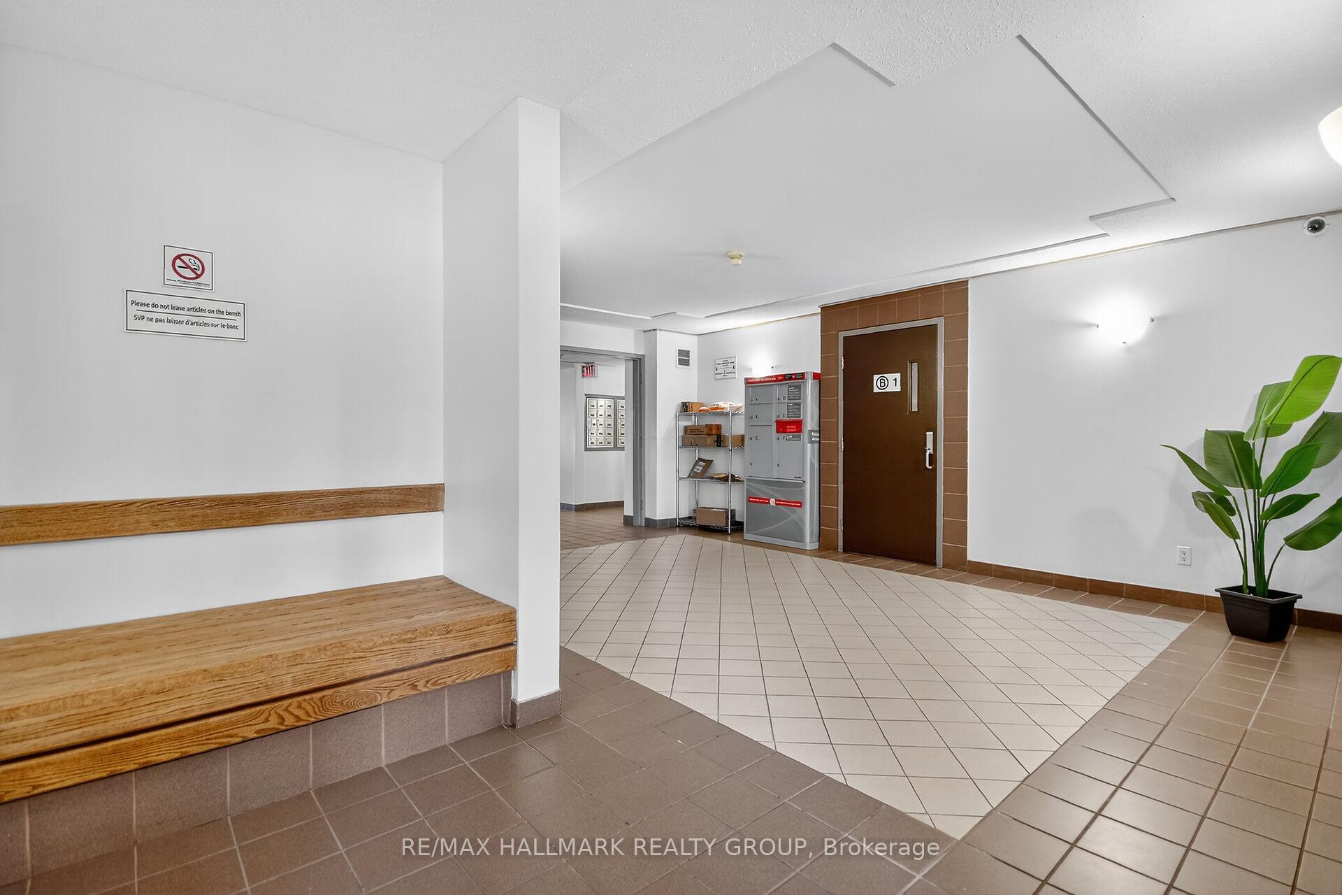 Photo 39 of Unit 306, 270 Brittany Drive, Ottawa, Viscount Alexander Park — HOMEH