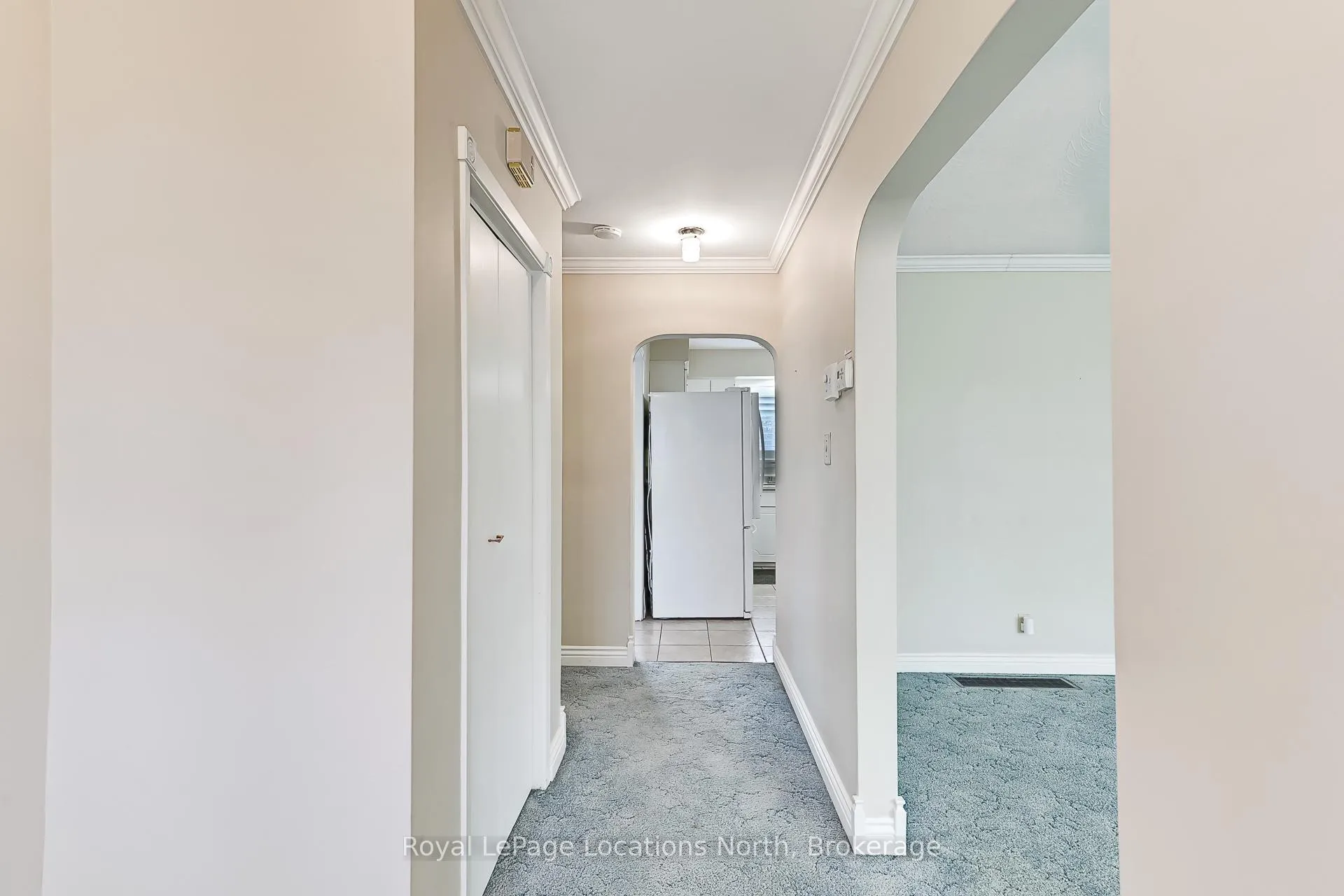 Photo 5 of 35 Walnut Street, Collingwood — HOMEH