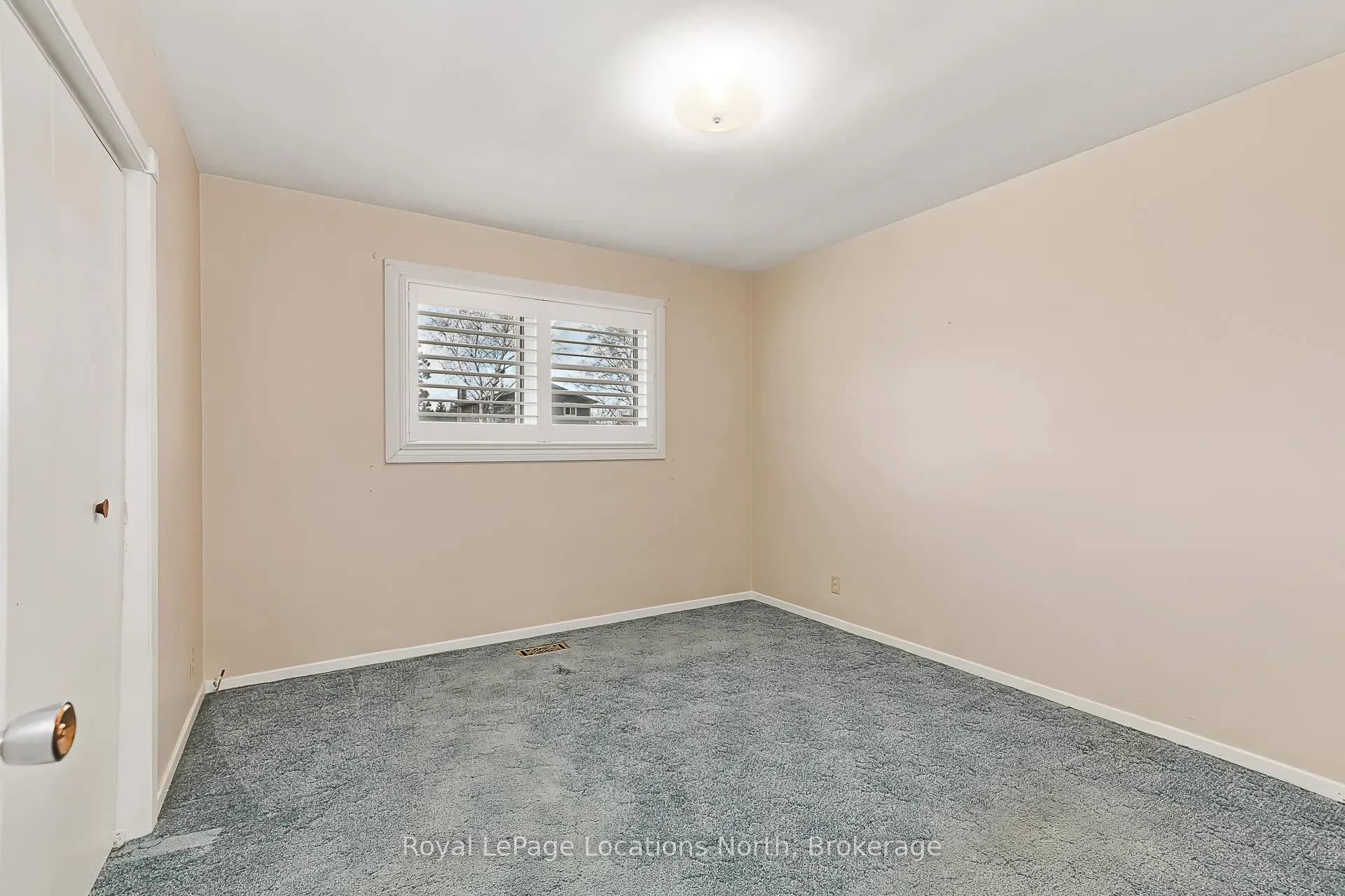 Photo 18 of 35 Walnut Street, Collingwood — HOMEH