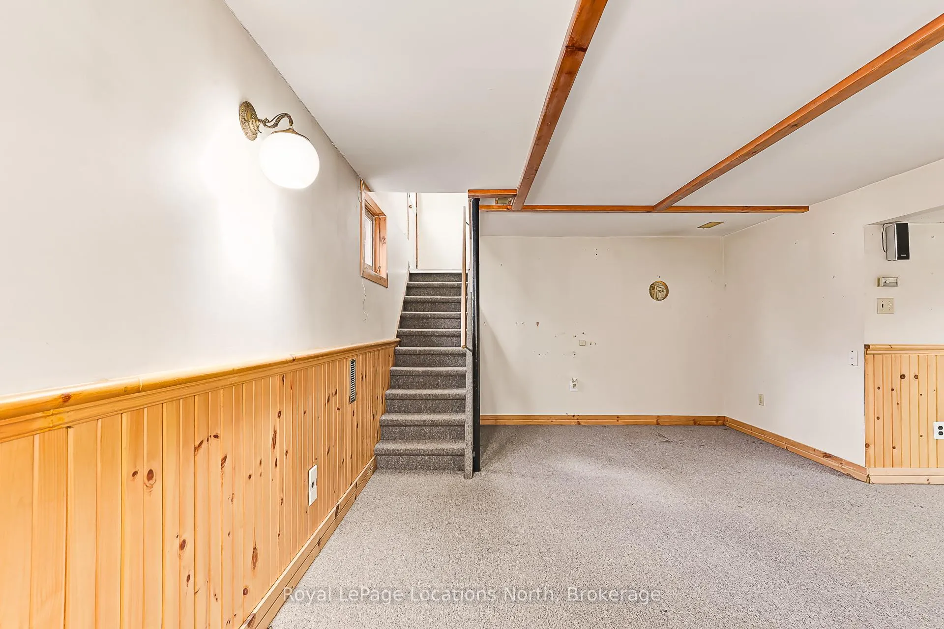 Photo 24 of 35 Walnut Street, Collingwood — HOMEH