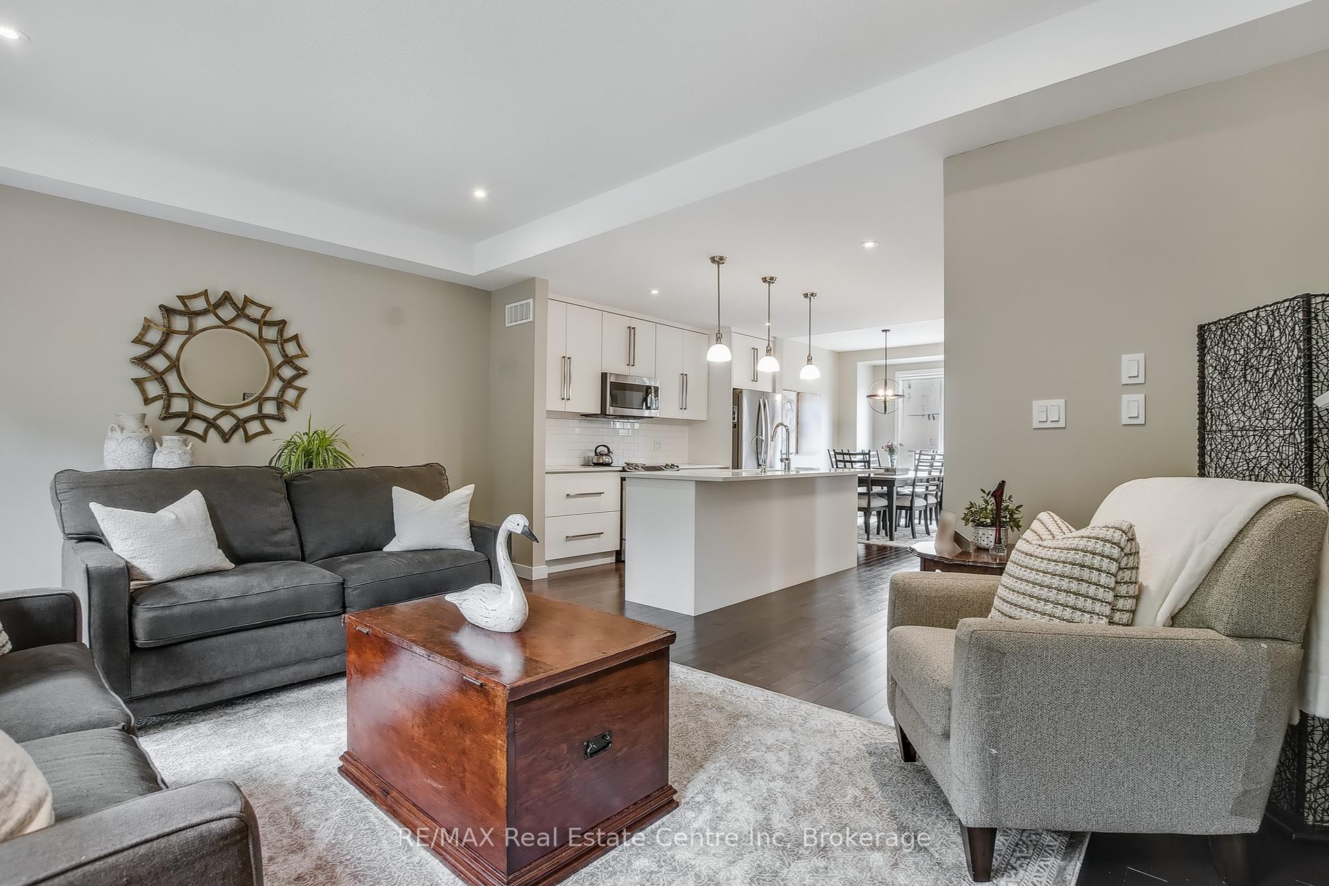 Photo 15 of Unit 16, 72 York Road, Guelph, St. Patrick's Ward — HOMEH