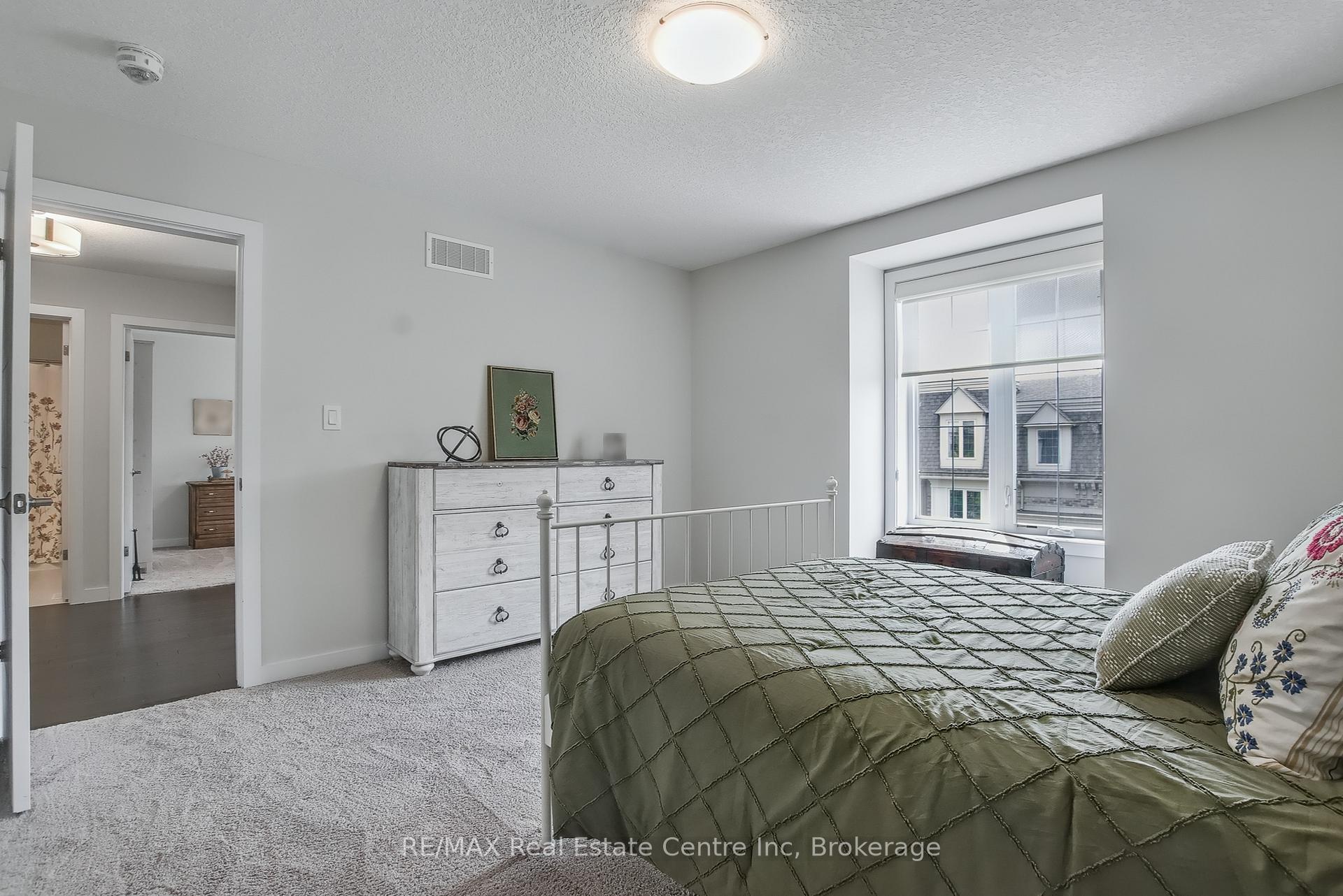 Photo 26 of Unit 16, 72 York Road, Guelph, St. Patrick's Ward — HOMEH