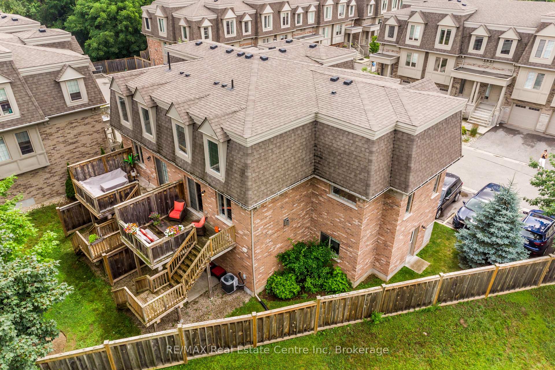Photo 40 of Unit 16, 72 York Road, Guelph, St. Patrick's Ward — HOMEH