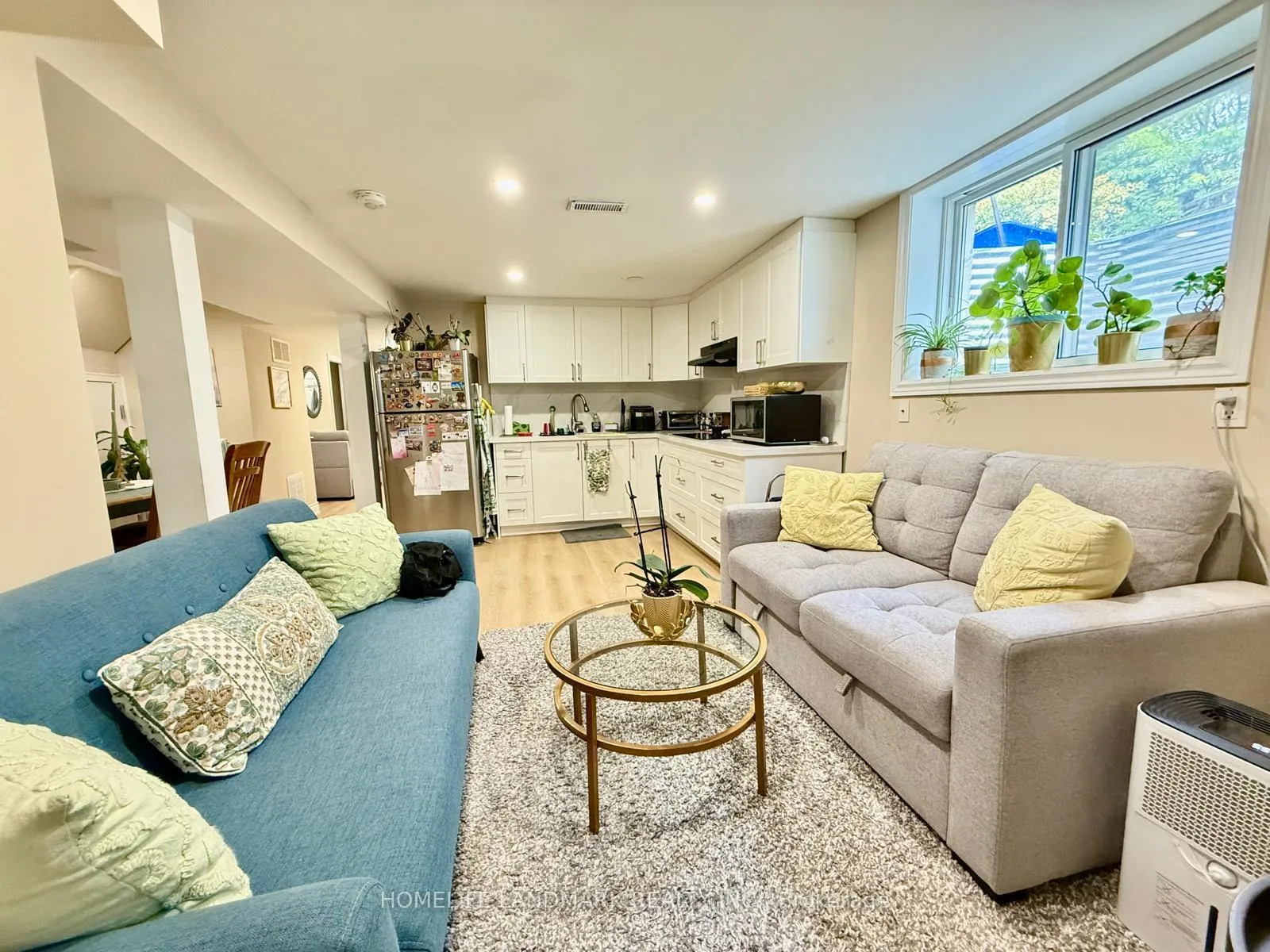 Photo 14 of 30 Colleen Street, Vaughan, Crestwood-Springfarm-Yorkhill — HOMEH