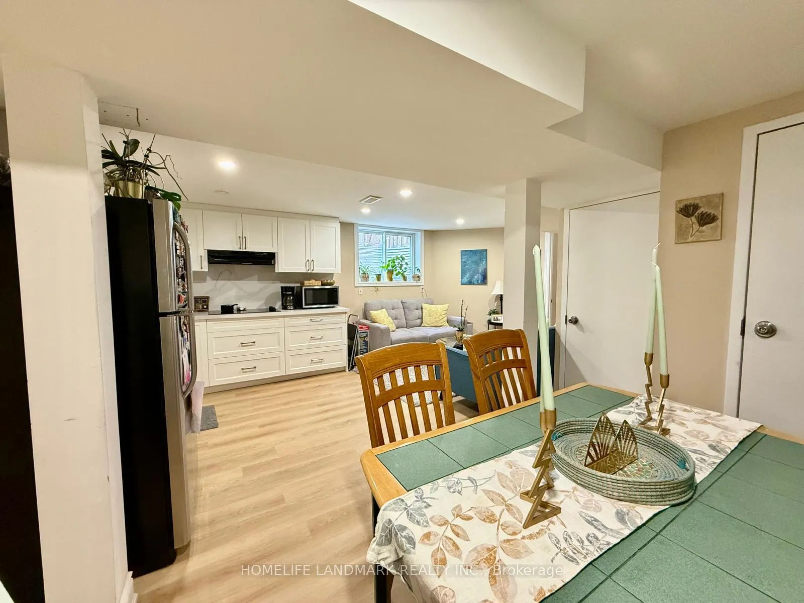 Photo 30 of 30 Colleen Street, Vaughan, Crestwood-Springfarm-Yorkhill — HOMEH