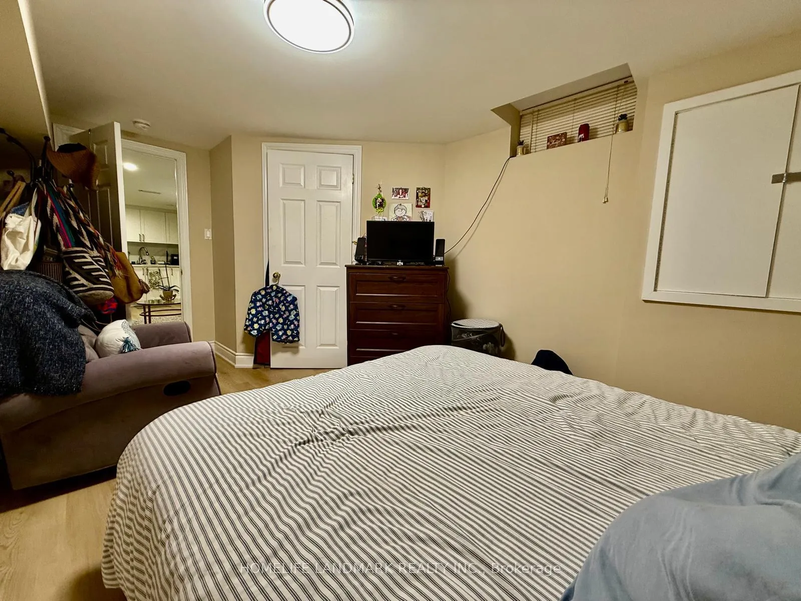 Photo 34 of 30 Colleen Street, Vaughan, Crestwood-Springfarm-Yorkhill — HOMEH