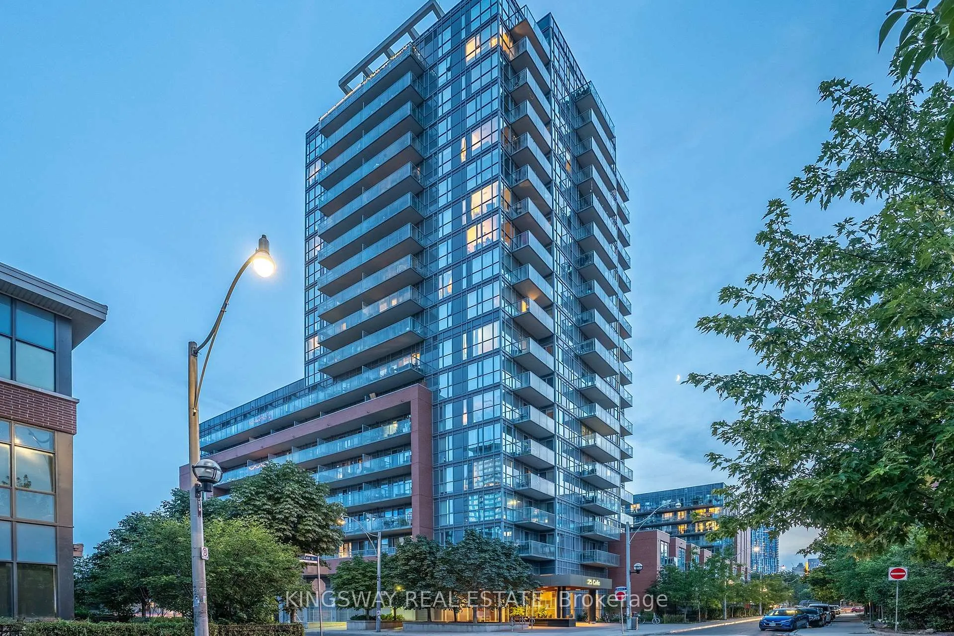 Photo 2 of 25 Cole Street, Toronto, Regent Park — HOMEH