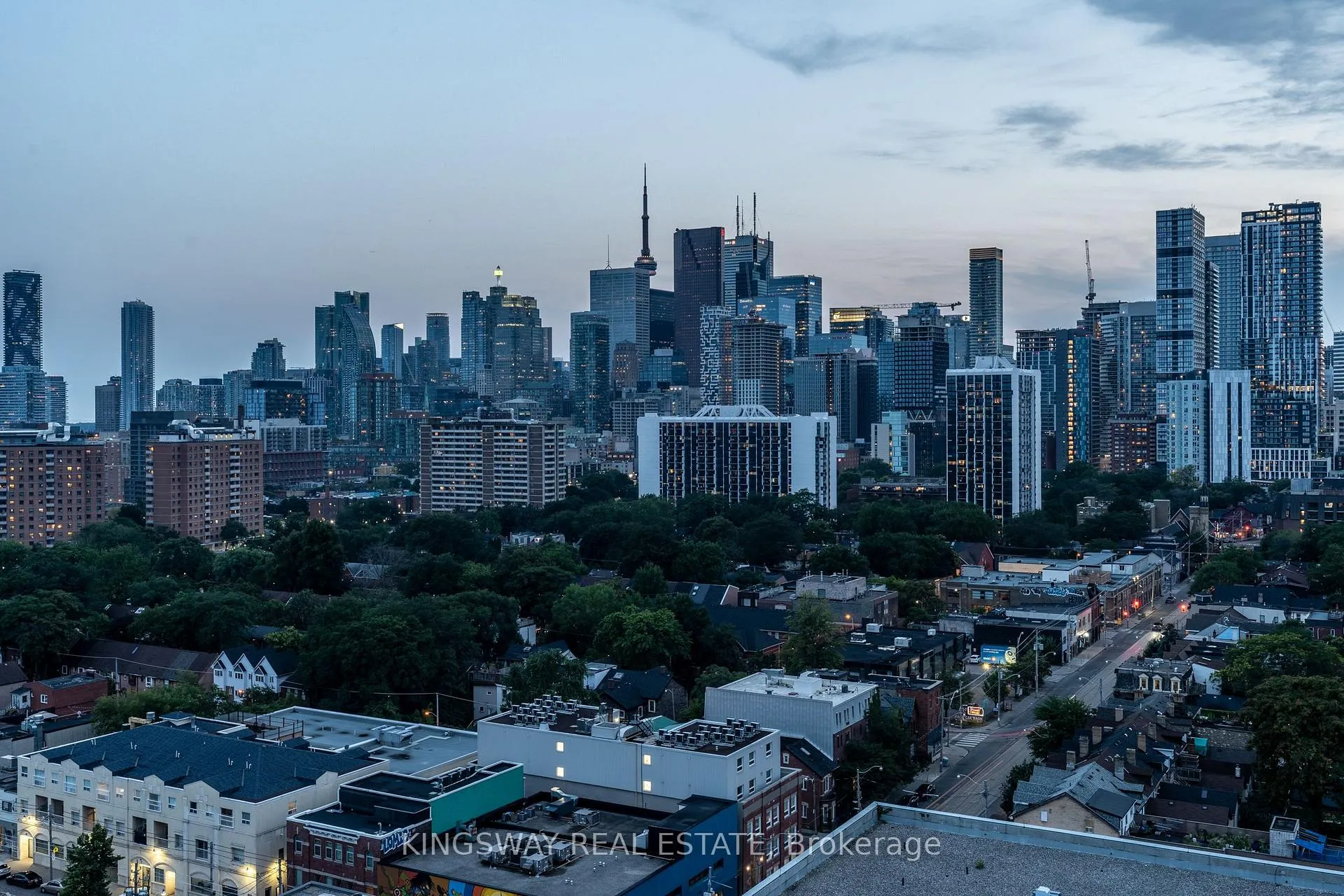 Photo 3 of 25 Cole Street, Toronto, Regent Park — HOMEH
