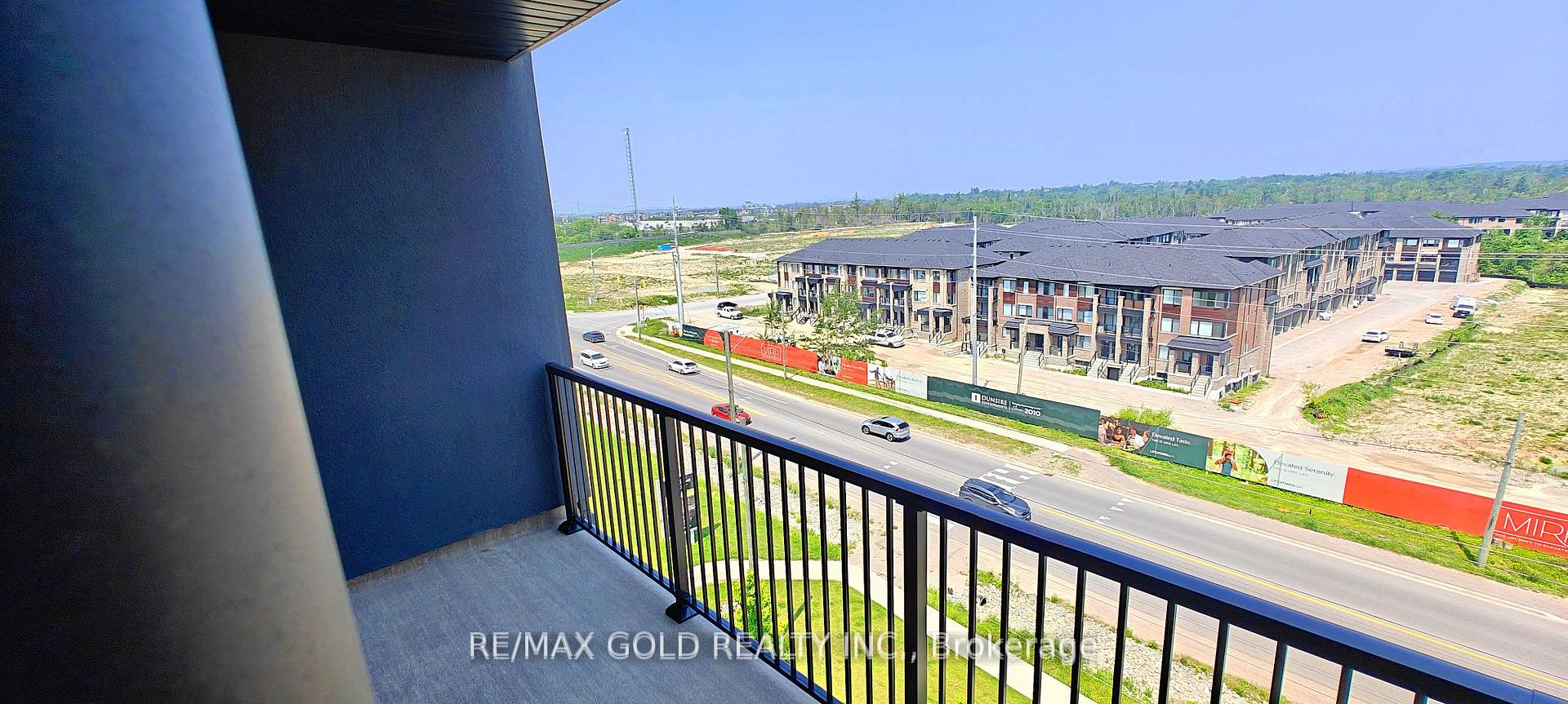 Photo 12 of Unit 504, 4 Spice Way, Barrie, Innis-Shore — HOMEH