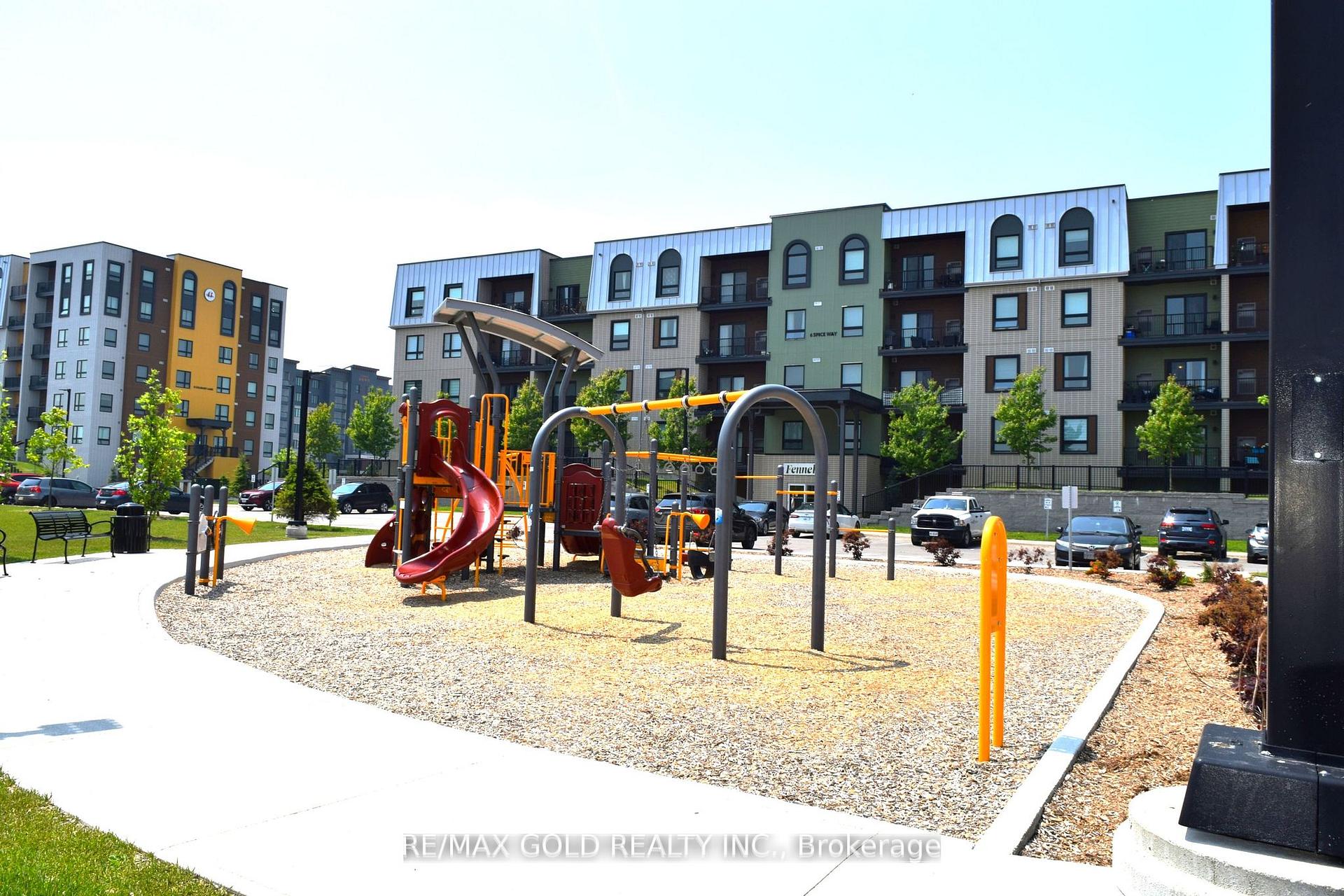 Photo 23 of Unit 504, 4 Spice Way, Barrie, Innis-Shore — HOMEH