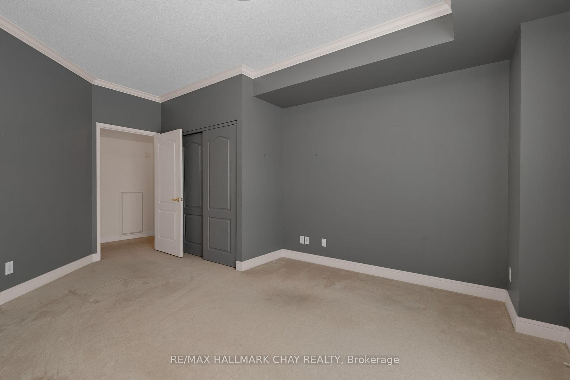 Photo 22 of Unit 811, 2 Toronto Street, Barrie, City Centre — HOMEH