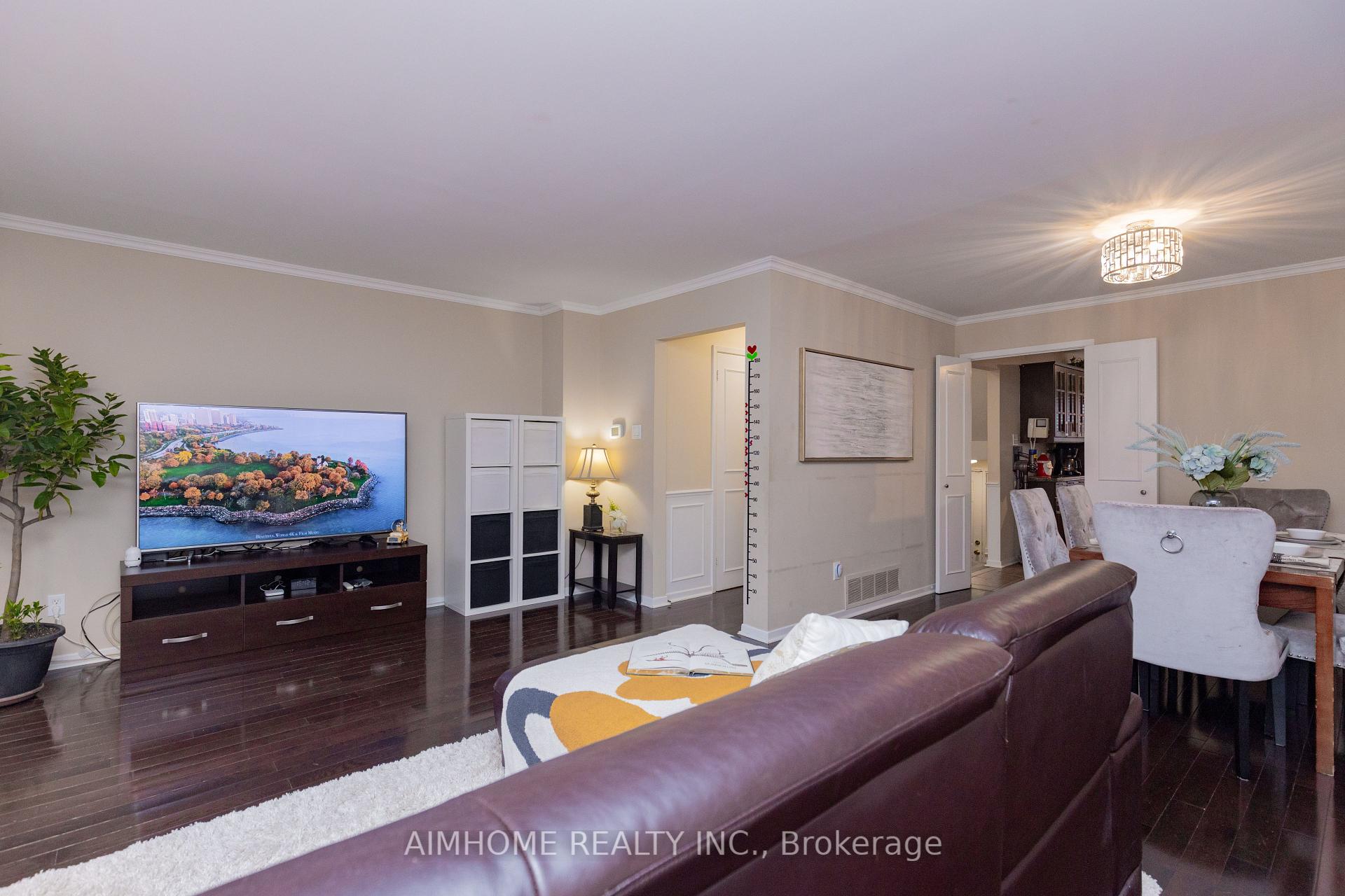 Photo 8 of 362 Simonston Boulevard, Markham, German Mills — HOMEH