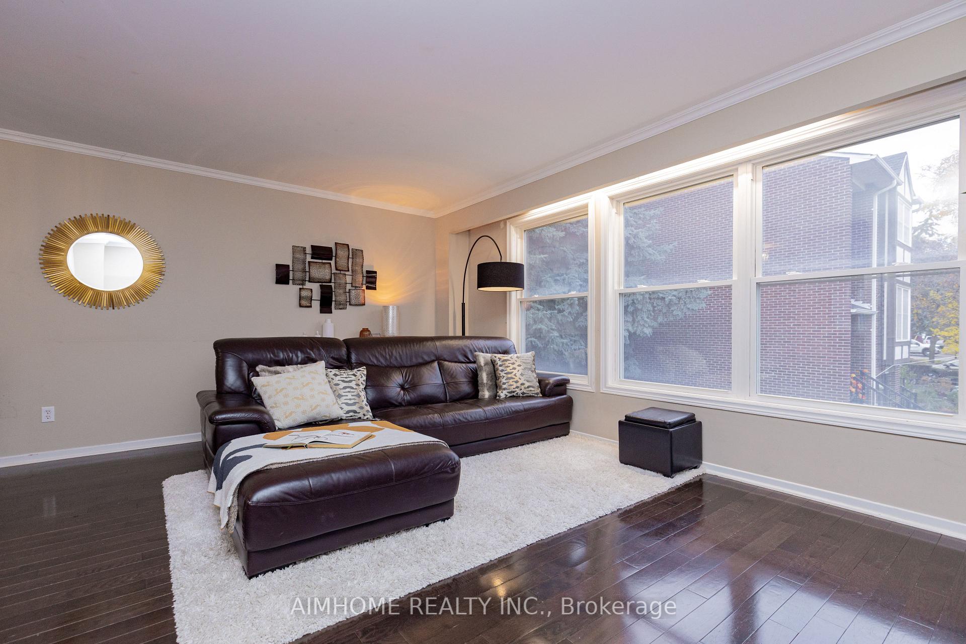 Photo 9 of 362 Simonston Boulevard, Markham, German Mills — HOMEH
