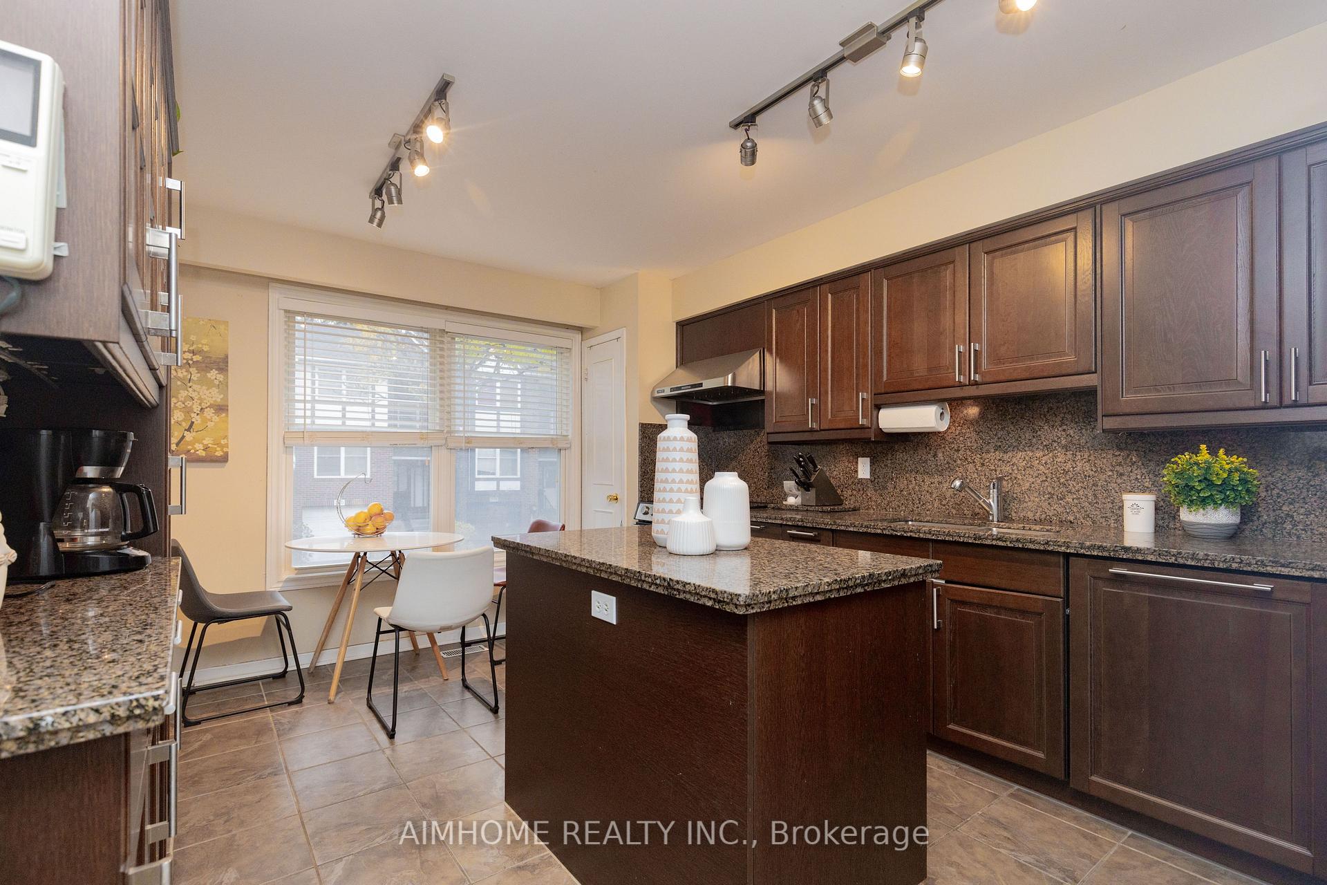 Photo 17 of 362 Simonston Boulevard, Markham, German Mills — HOMEH