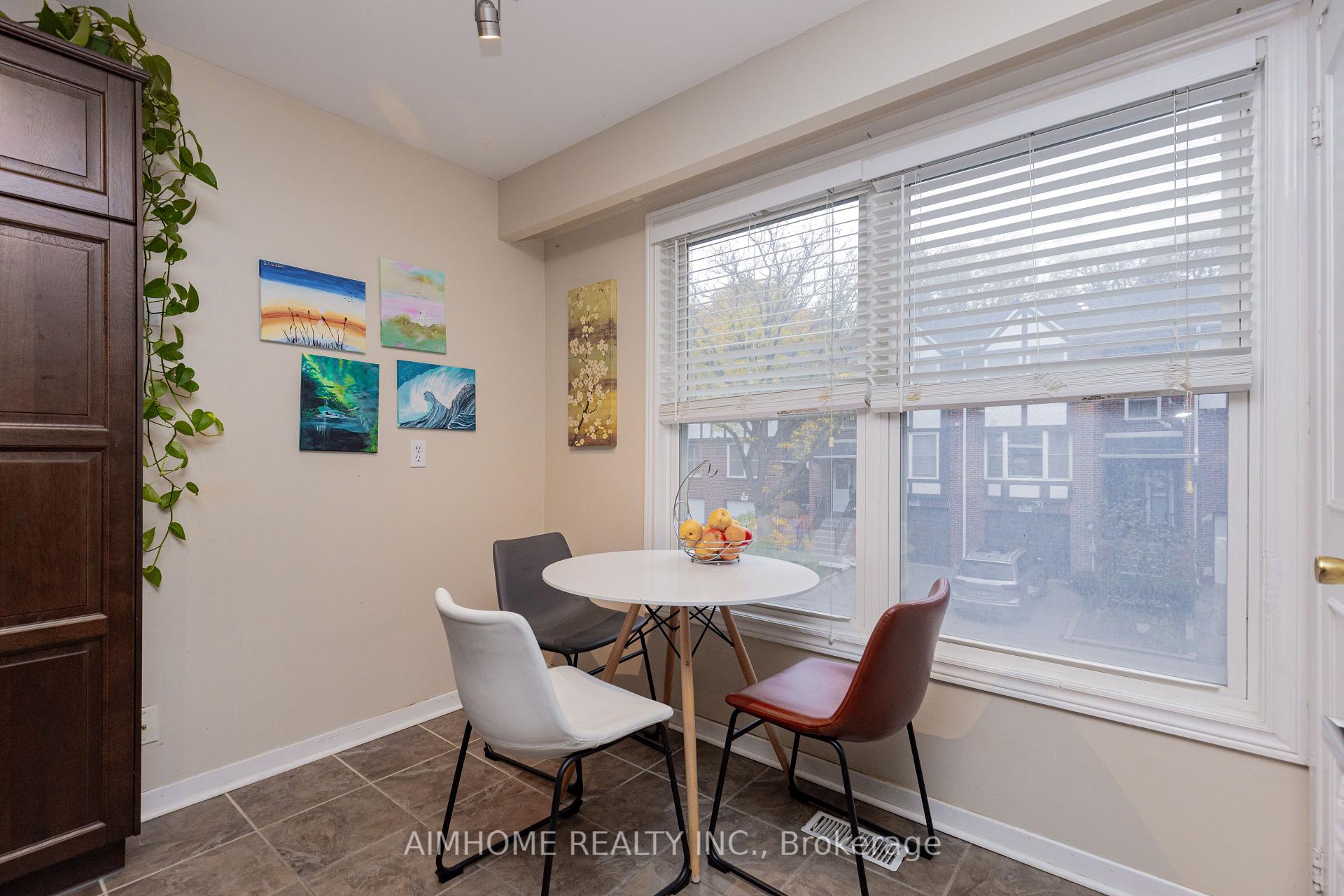 Photo 20 of 362 Simonston Boulevard, Markham, German Mills — HOMEH