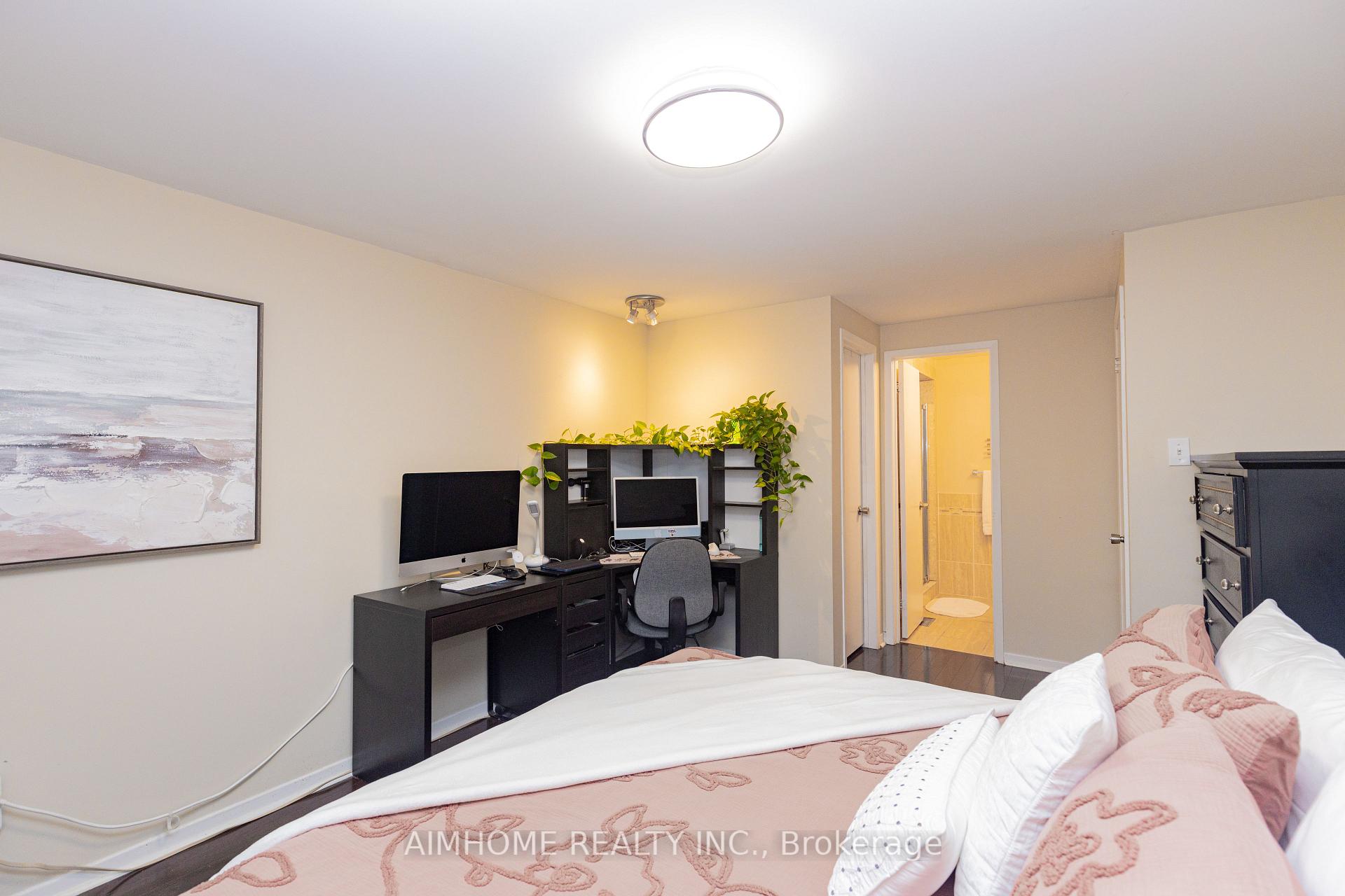 Photo 25 of 362 Simonston Boulevard, Markham, German Mills — HOMEH