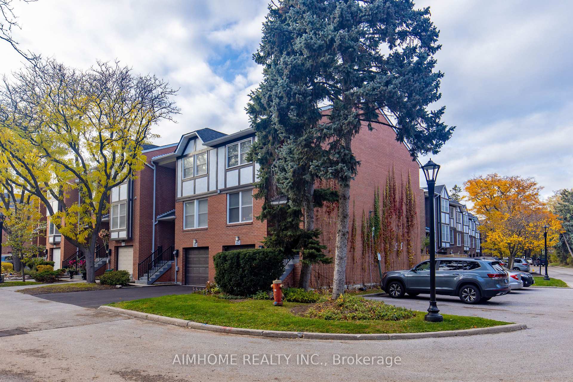 Photo 48 of 362 Simonston Boulevard, Markham, German Mills — HOMEH
