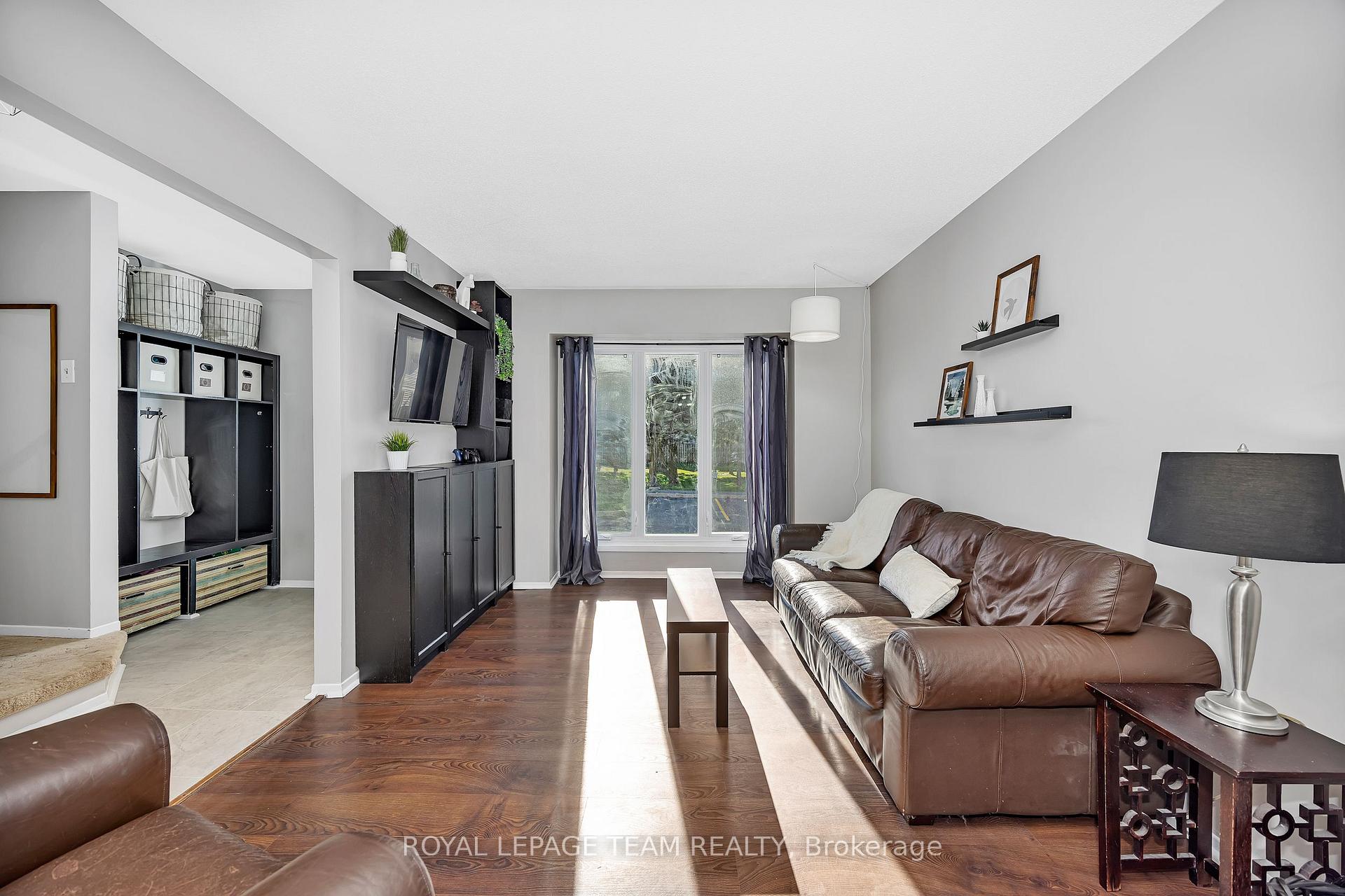 Photo 5 of Unit 21, 1960 Colorado Lane, Ottawa, Orleans/Sunridge — HOMEH