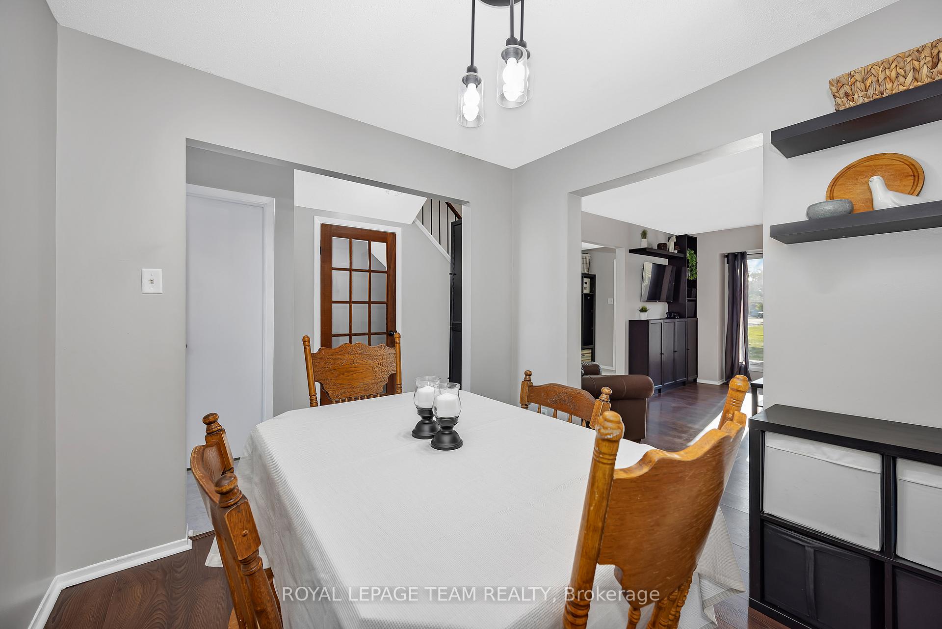 Photo 14 of Unit 21, 1960 Colorado Lane, Ottawa, Orleans/Sunridge — HOMEH