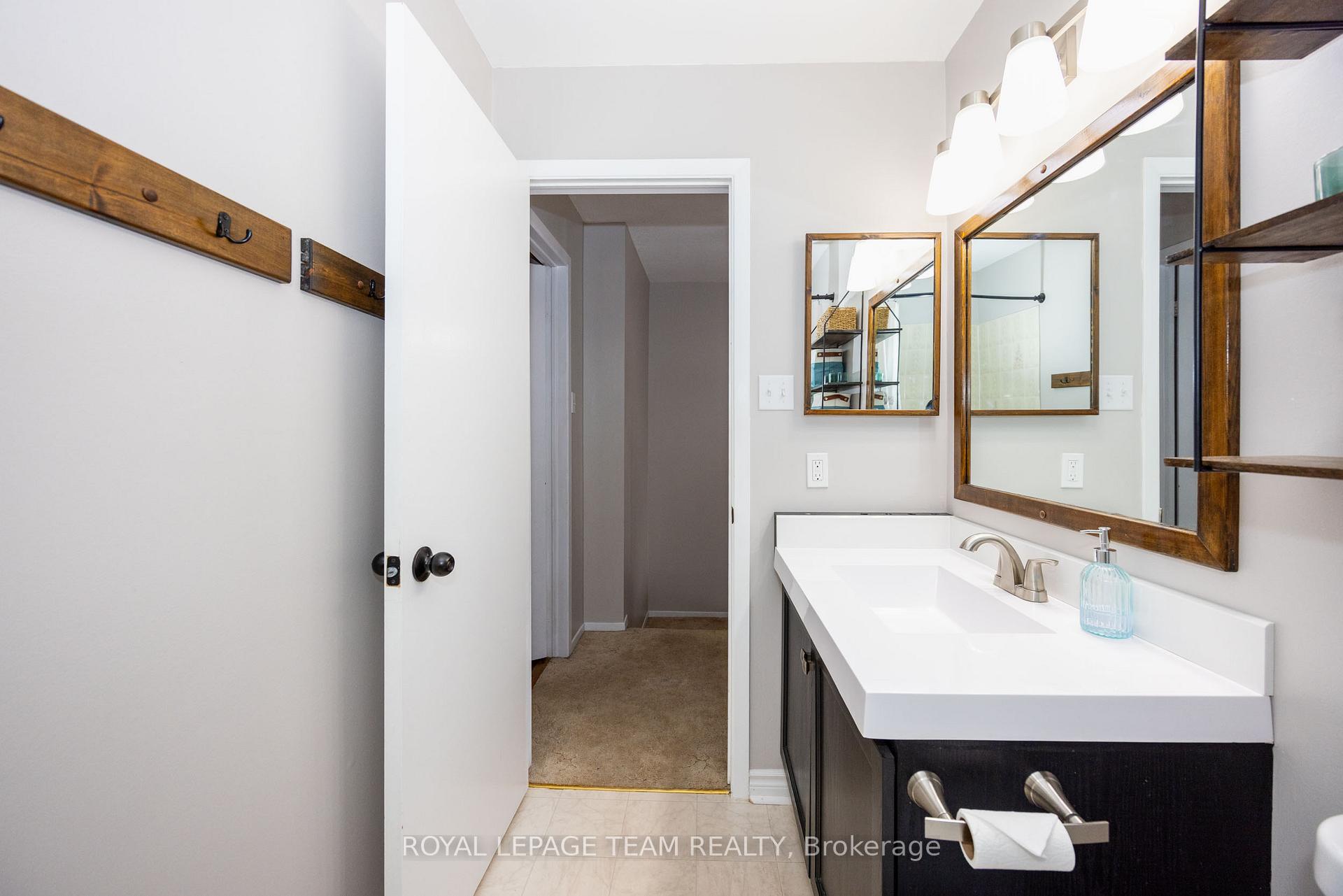 Photo 18 of Unit 21, 1960 Colorado Lane, Ottawa, Orleans/Sunridge — HOMEH