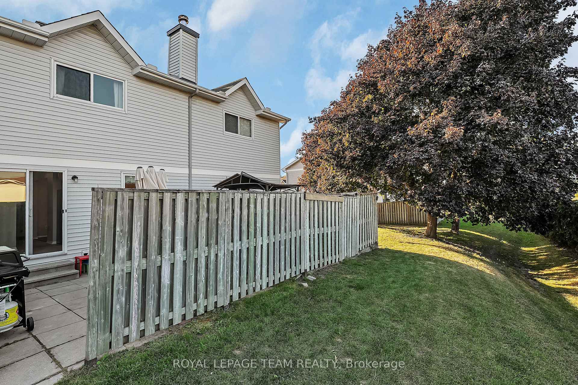 Photo 33 of Unit 21, 1960 Colorado Lane, Ottawa, Orleans/Sunridge — HOMEH