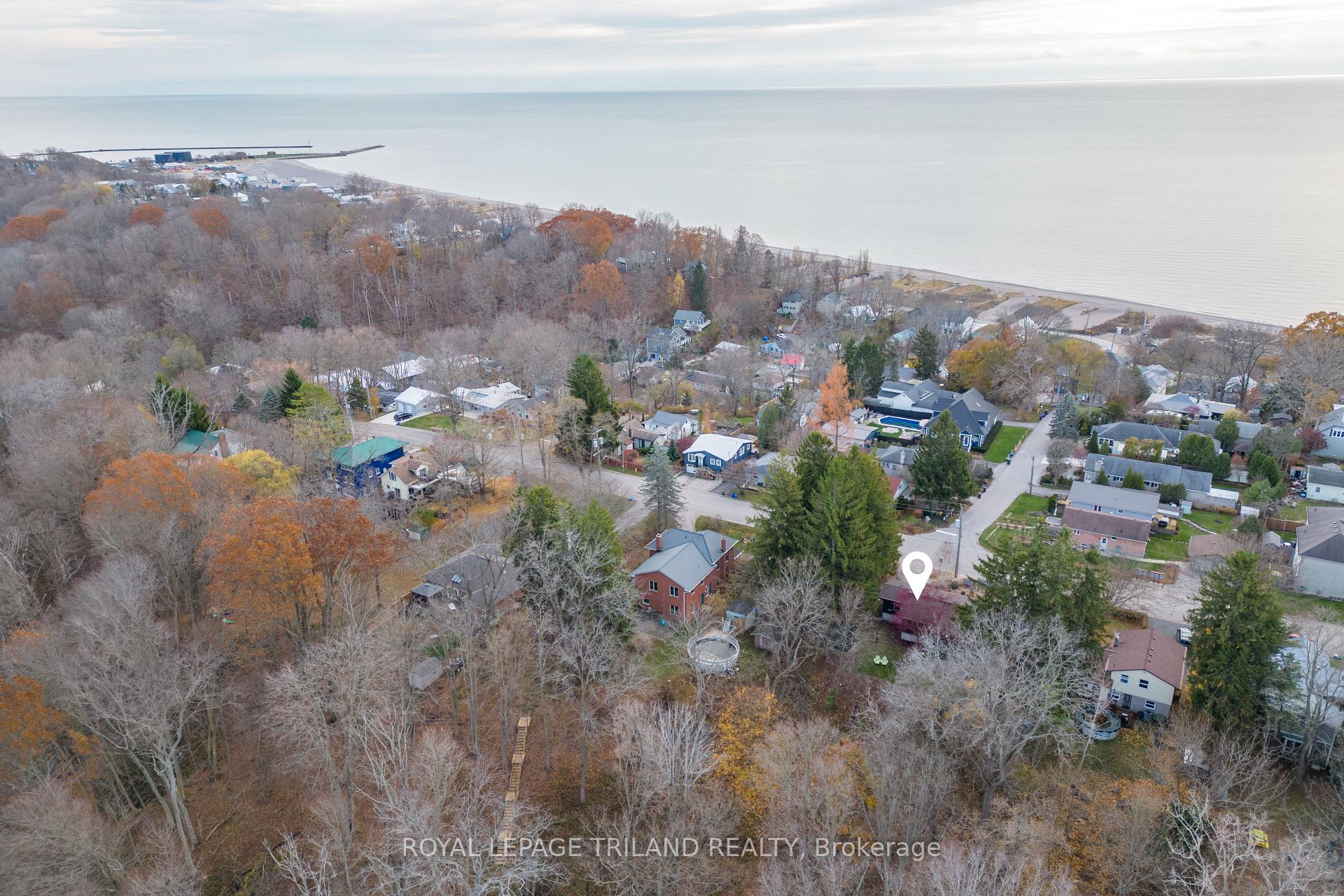 Photo 2 of 495 George Street, Central Elgin, Rural Central Elgin — HOMEH