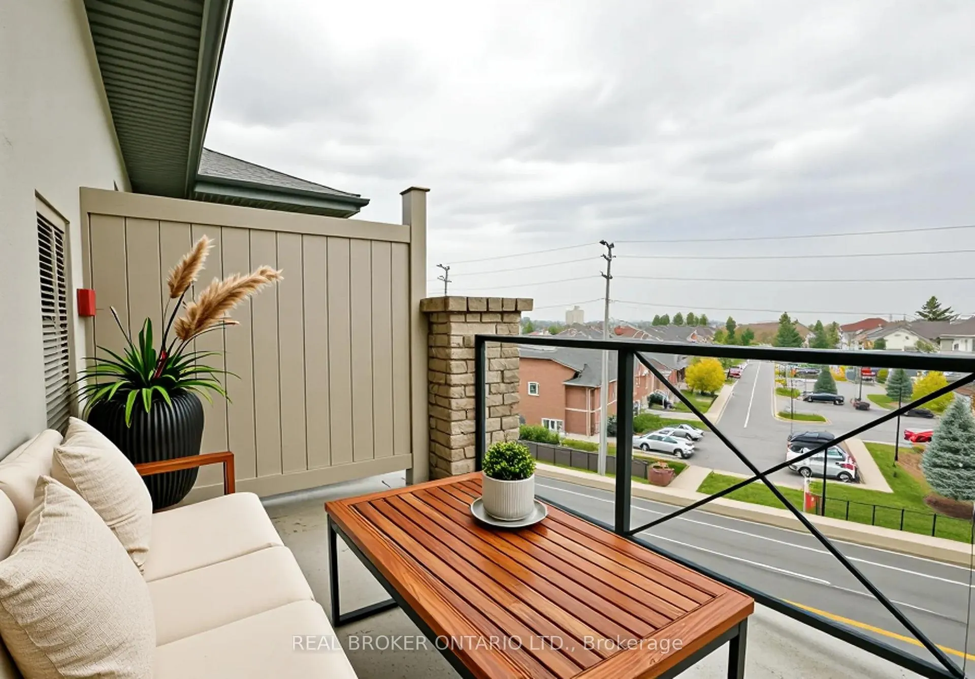 Photo 19 of Unit 404, 40 Ferndale Drive S, Barrie, Ardagh — HOMEH