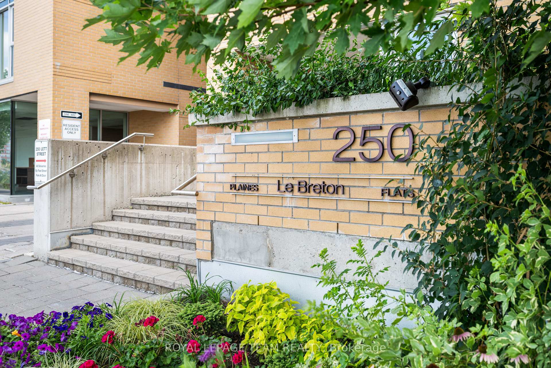 Photo 2 of Unit 107, 250 Lett Street, Ottawa, West Centre Town — HOMEH