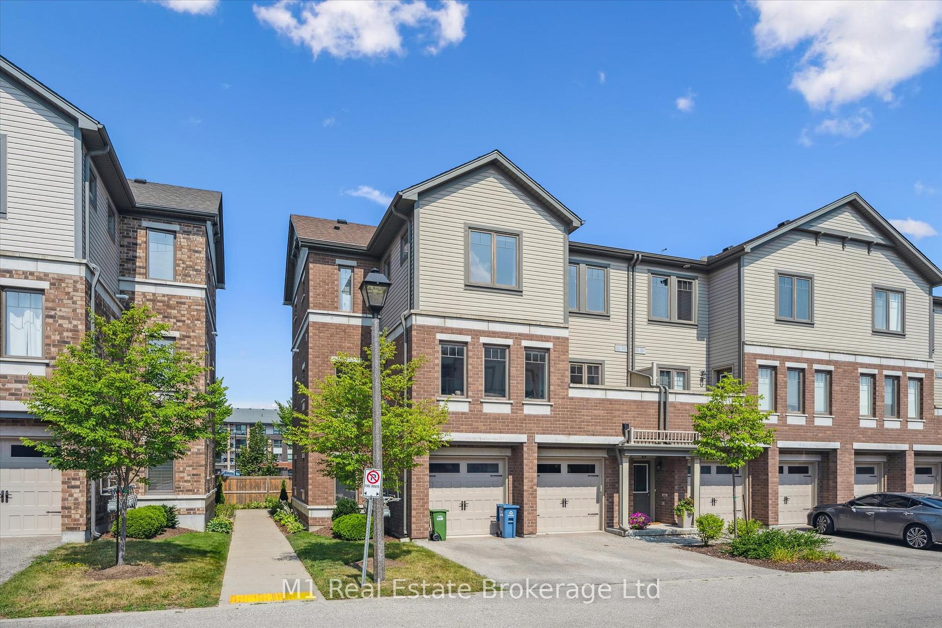 Photo 2 of Unit 22, 39 Kay Crescent, Guelph, Pineridge/Westminster Woods — HOMEH