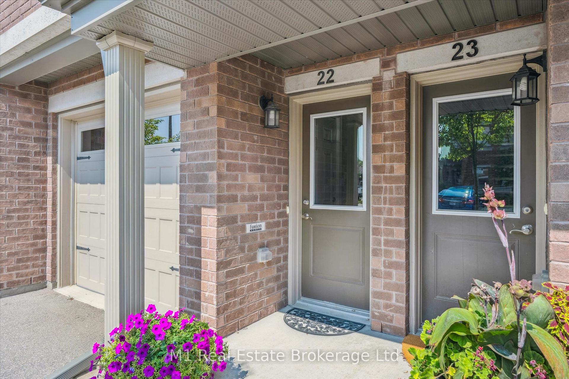 Photo 4 of Unit 22, 39 Kay Crescent, Guelph, Pineridge/Westminster Woods — HOMEH