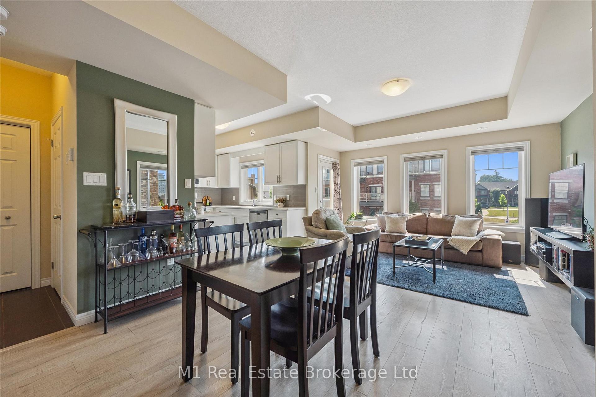 Photo 8 of Unit 22, 39 Kay Crescent, Guelph, Pineridge/Westminster Woods — HOMEH