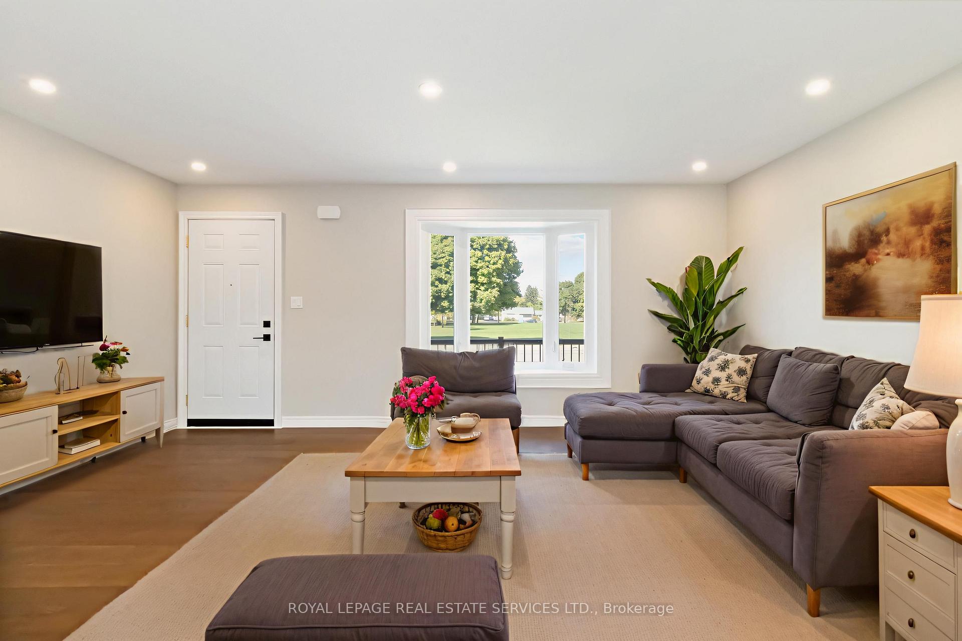 Photo 6 of 74 Tranquility Street, Brantford — HOMEH