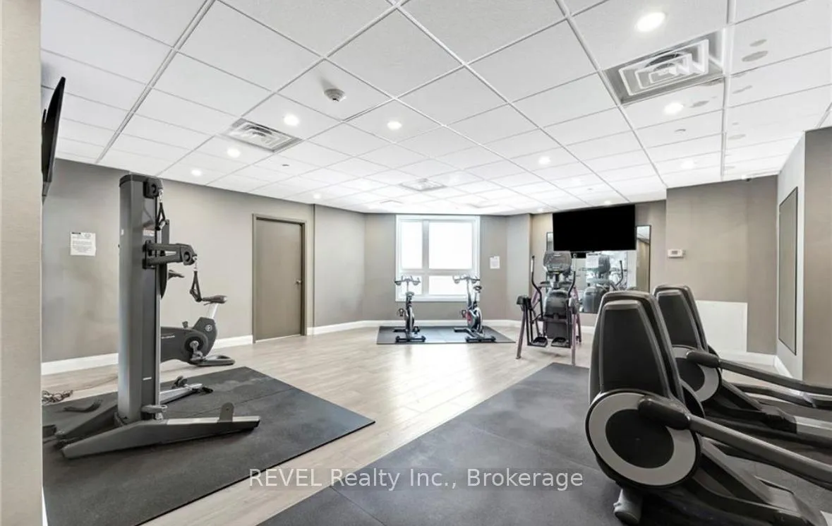 Photo 5 of Unit 228, 101 Shoreview Place, Hamilton, Lakeshore — HOMEH