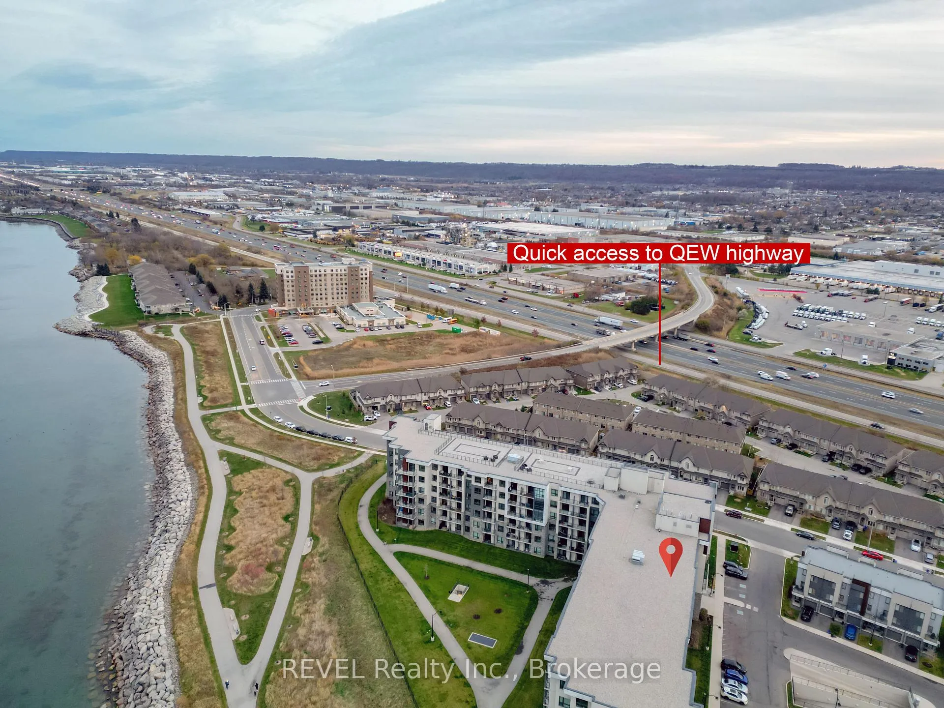 Photo 6 of Unit 228, 101 Shoreview Place, Hamilton, Lakeshore — HOMEH
