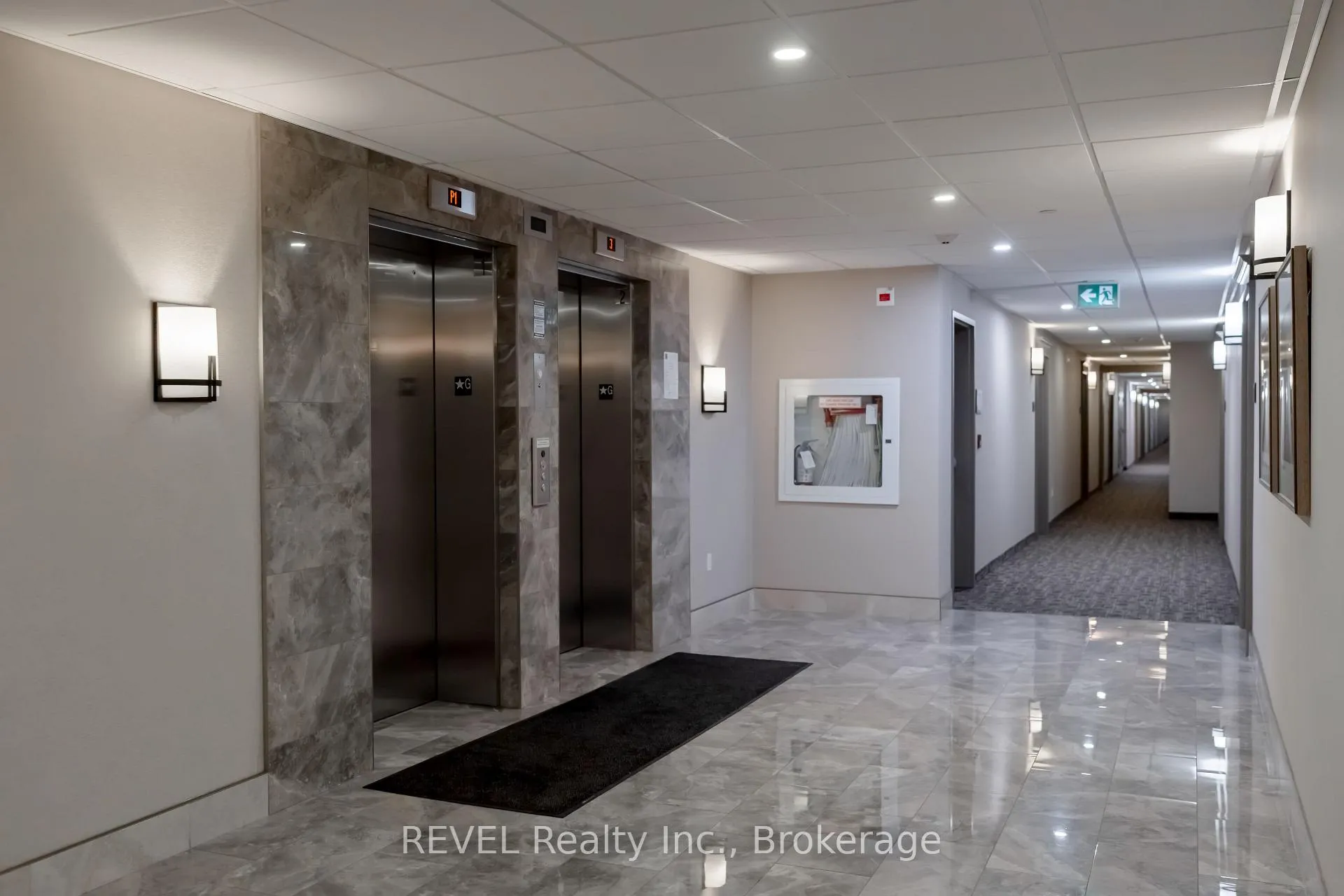 Photo 7 of Unit 228, 101 Shoreview Place, Hamilton, Lakeshore — HOMEH