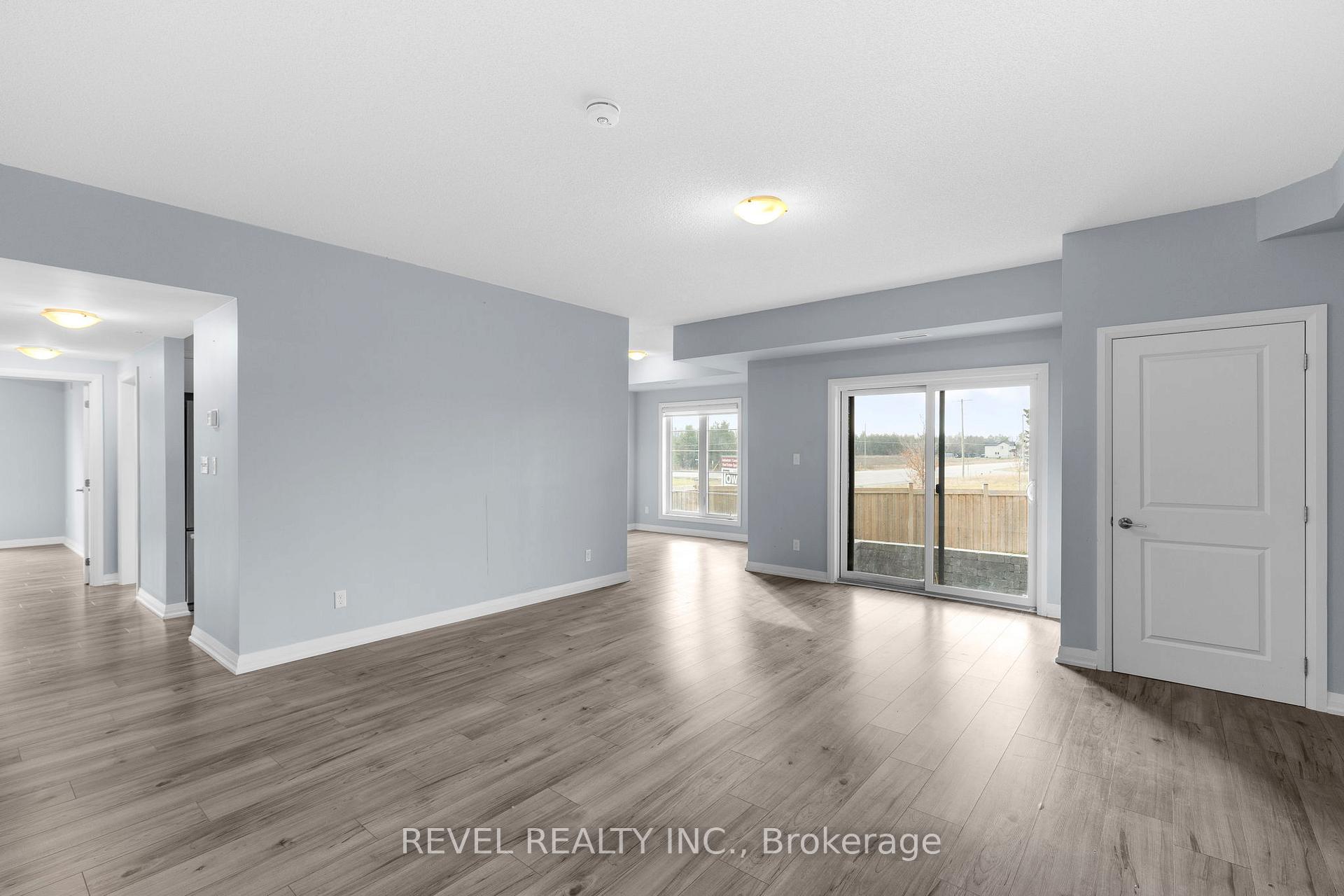 Photo 7 of Unit 117, 54 Koda Street, Barrie, Rural Barrie Southwest — HOMEH
