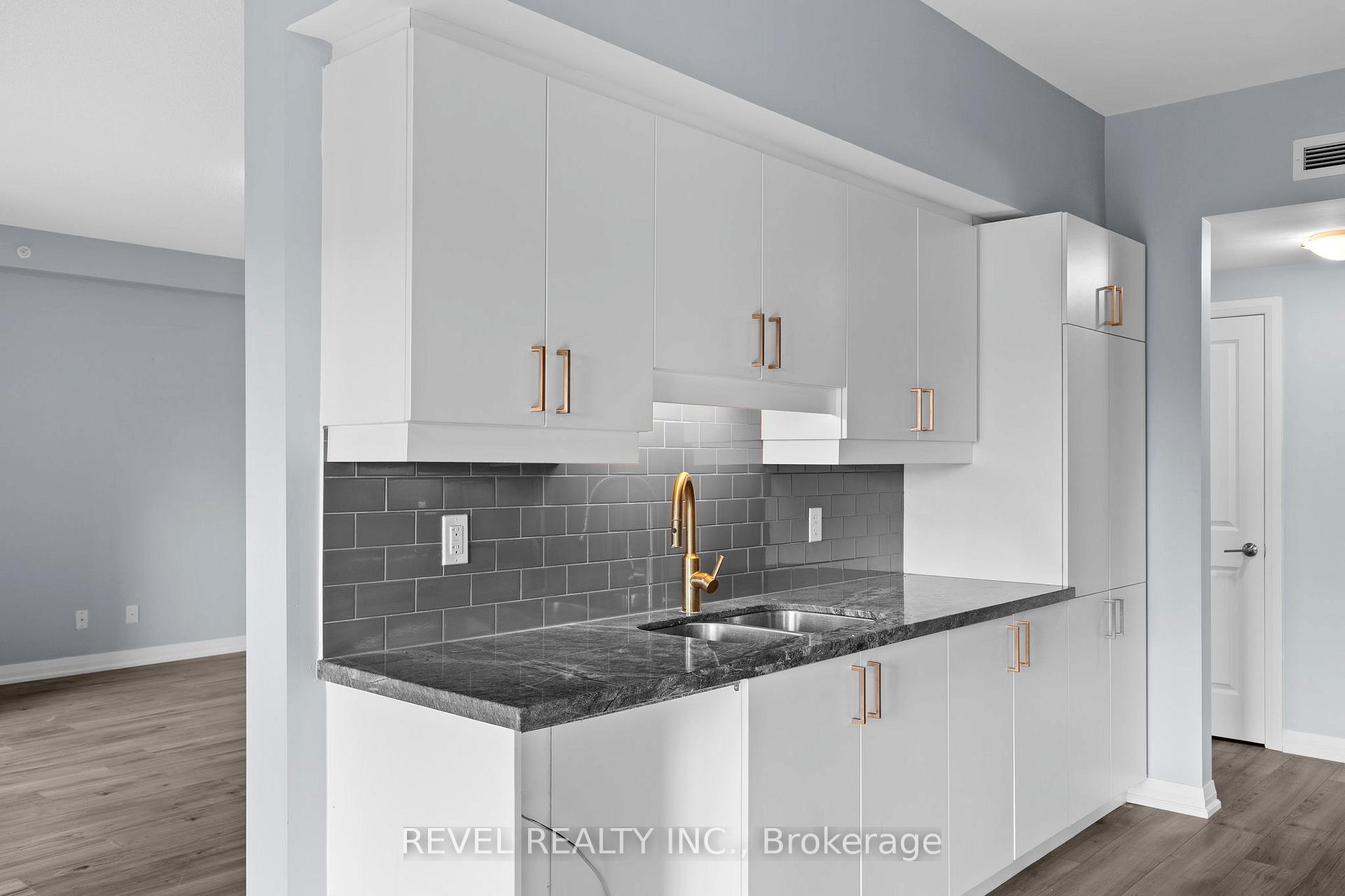 Photo 13 of Unit 117, 54 Koda Street, Barrie, Rural Barrie Southwest — HOMEH