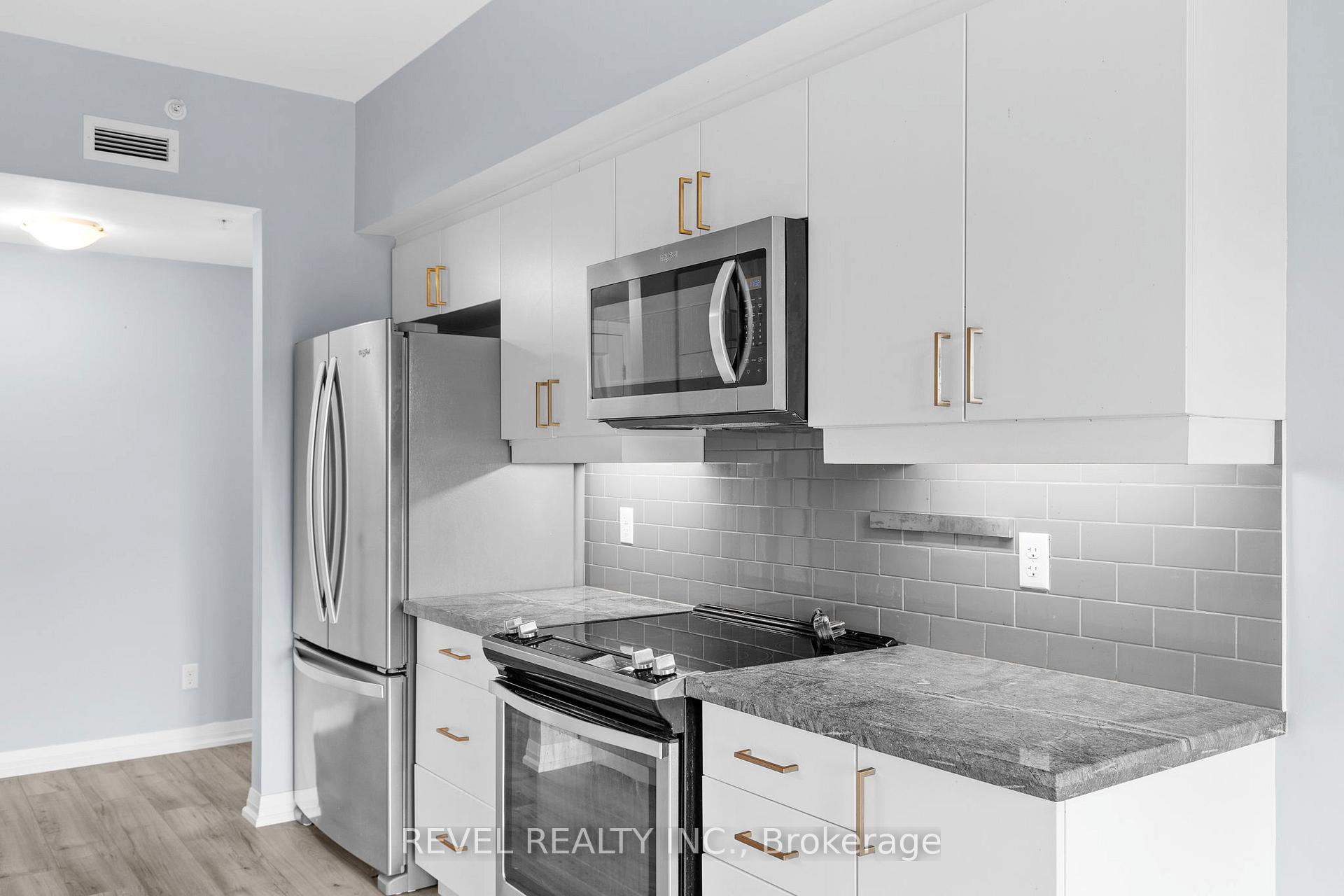 Photo 14 of Unit 117, 54 Koda Street, Barrie, Rural Barrie Southwest — HOMEH