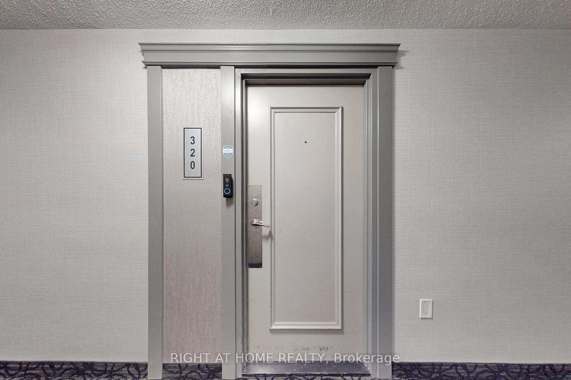 Photo 6 of Unit 320, 16 Elgin Street, Markham, Thornhill — HOMEH