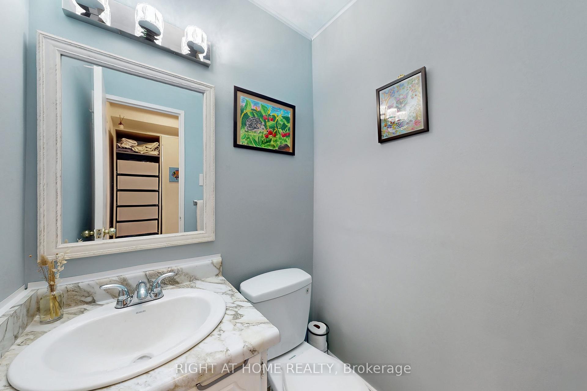 Photo 14 of Unit 320, 16 Elgin Street, Markham, Thornhill — HOMEH