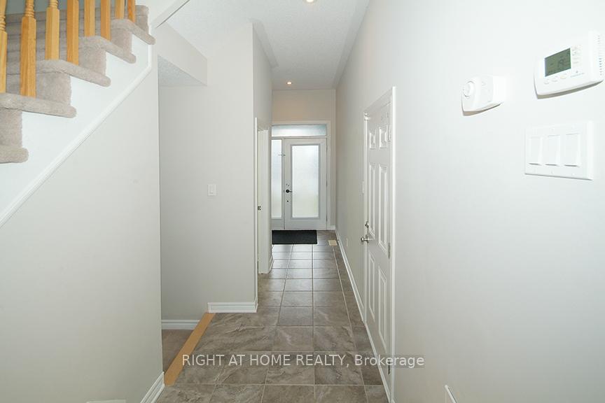 Photo 6 of 132 Mattingly Way, Ottawa, Riverside South/Gloucester Glen — HOMEH