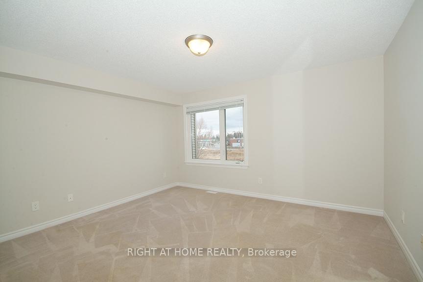 Photo 9 of 132 Mattingly Way, Ottawa, Riverside South/Gloucester Glen — HOMEH
