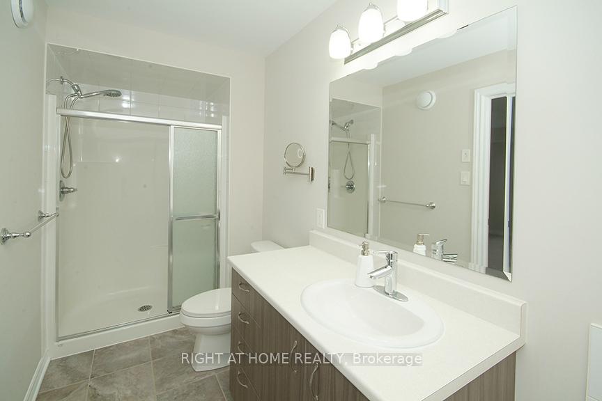 Photo 13 of 132 Mattingly Way, Ottawa, Riverside South/Gloucester Glen — HOMEH