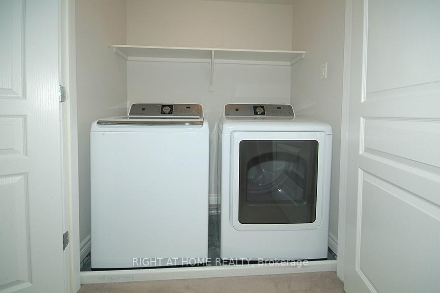Photo 14 of 132 Mattingly Way, Ottawa, Riverside South/Gloucester Glen — HOMEH