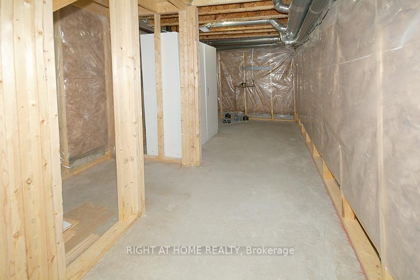 Photo 18 of 132 Mattingly Way, Ottawa, Riverside South/Gloucester Glen — HOMEH