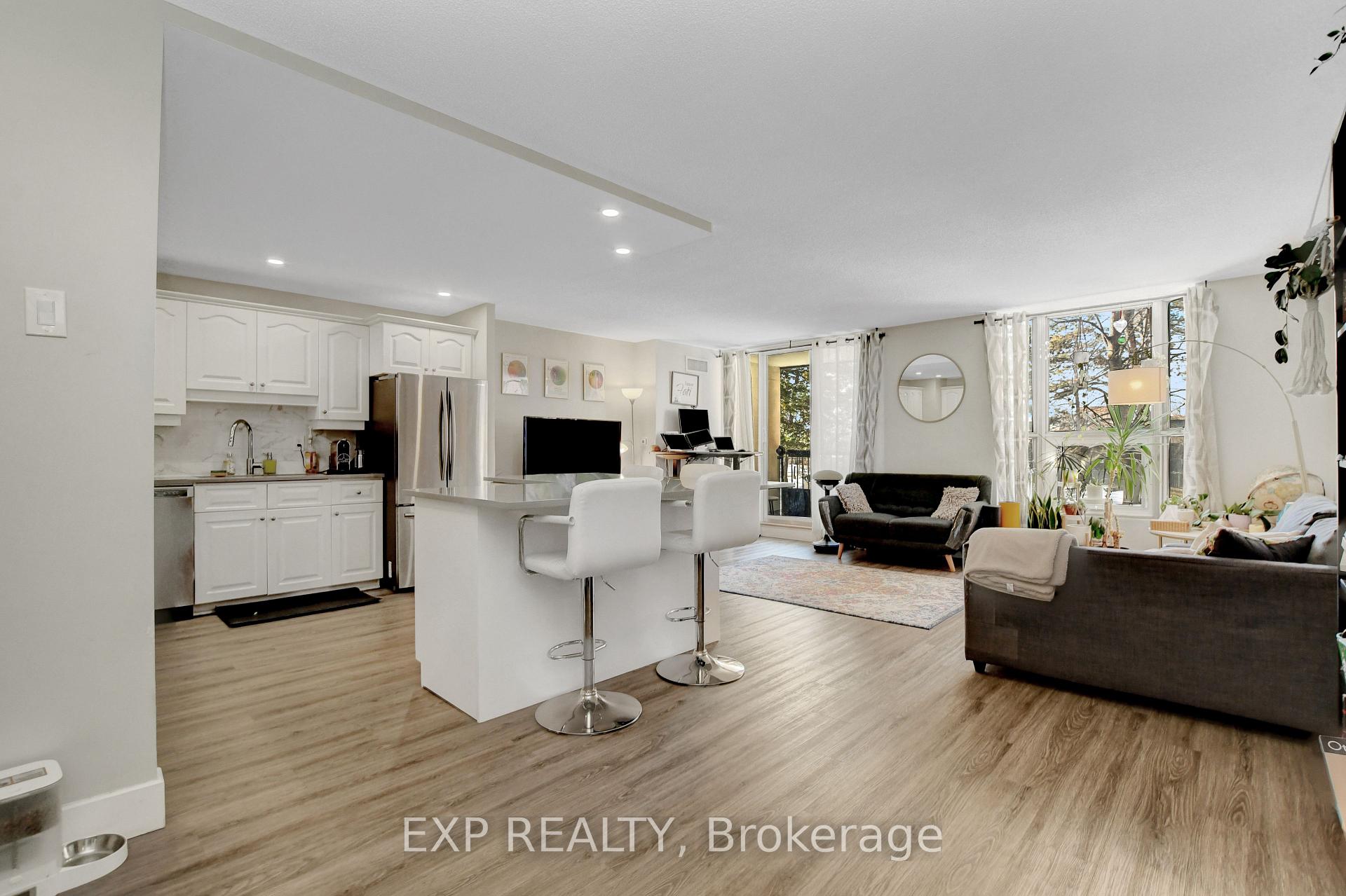 Photo 10 of Unit 211, 2951 Riverside Drive, Ottawa, Mooneys Bay/Riverside Park — HOMEH