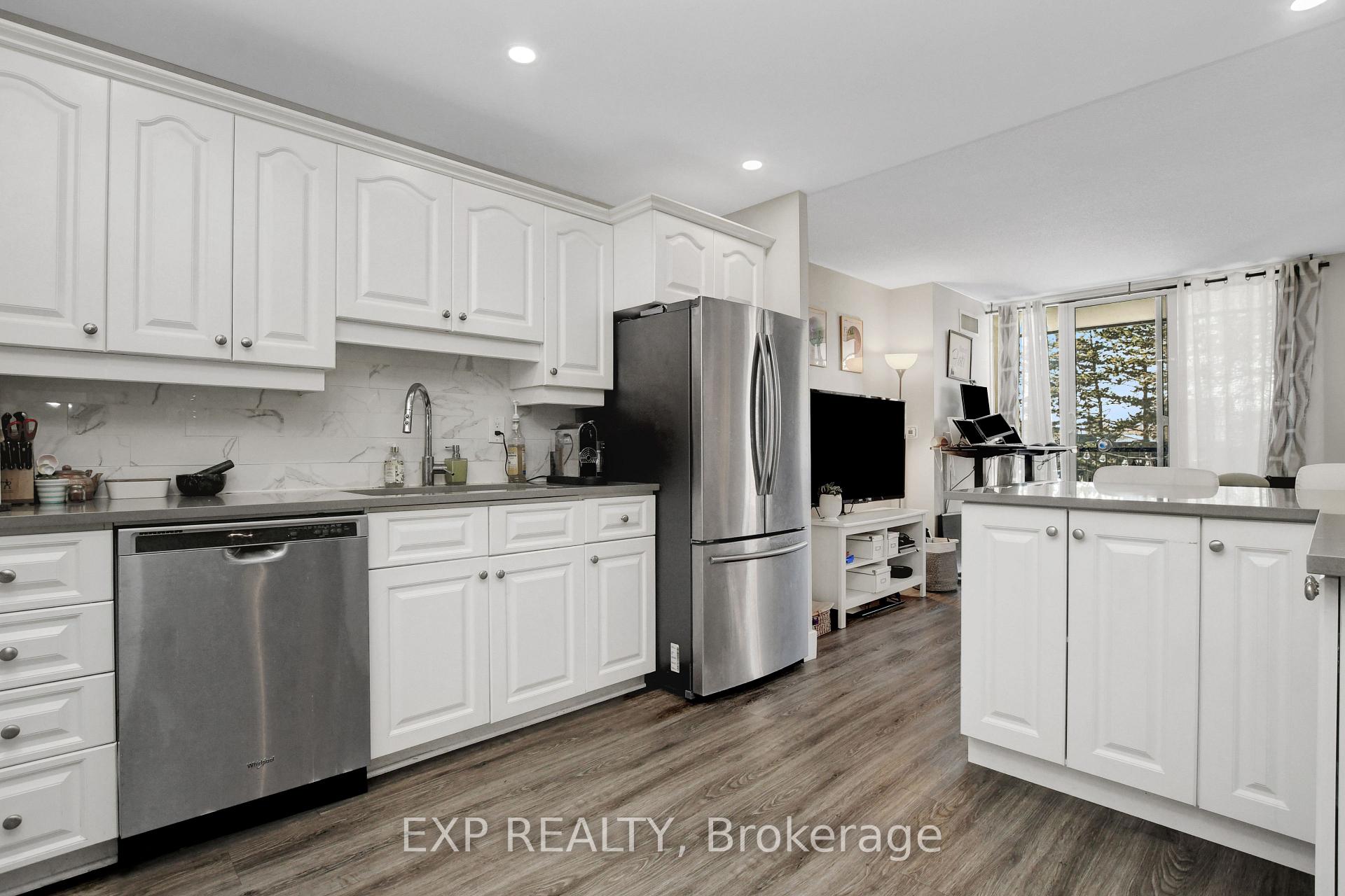 Photo 21 of Unit 211, 2951 Riverside Drive, Ottawa, Mooneys Bay/Riverside Park — HOMEH